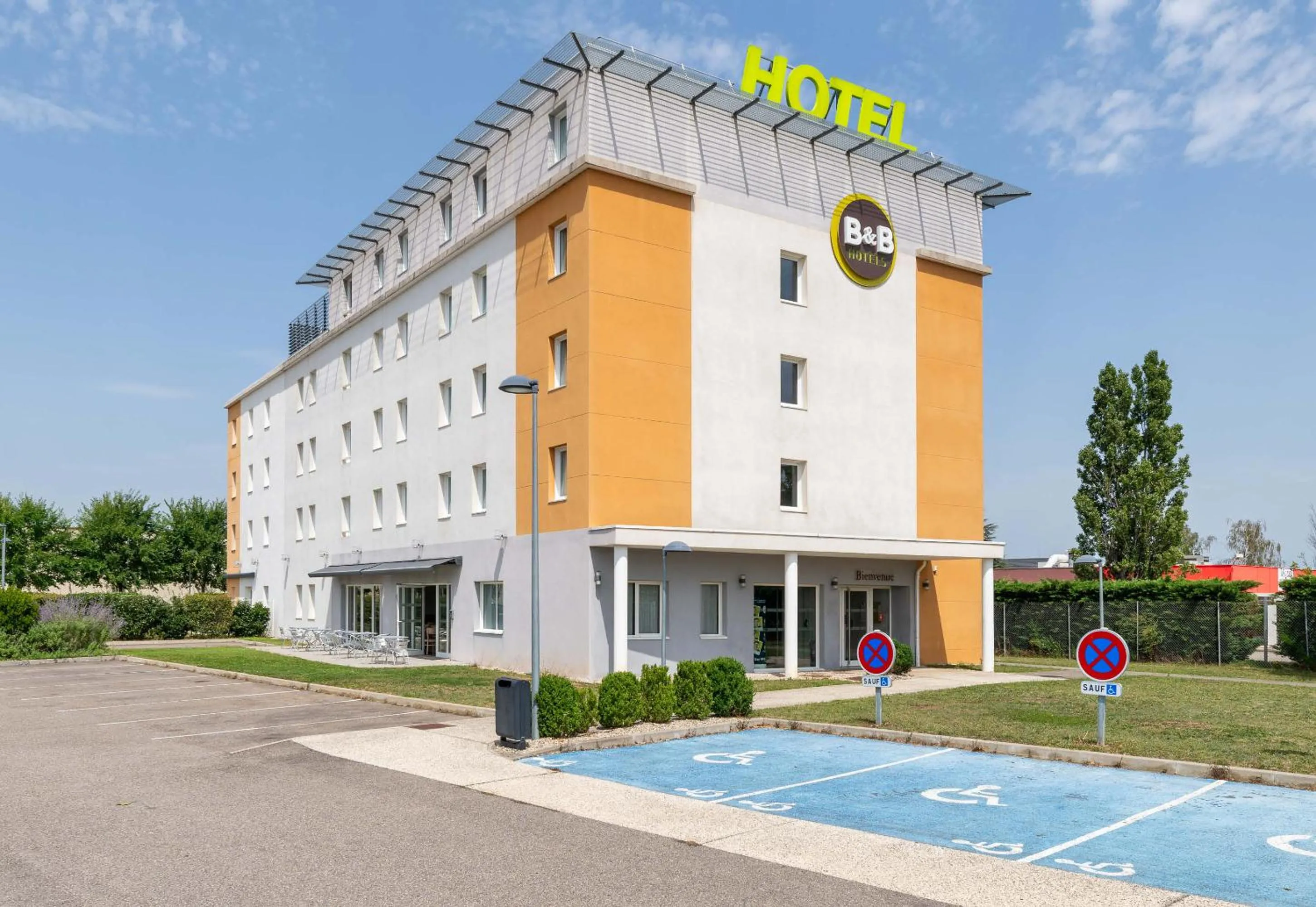 Property building in B&B HOTEL Lyon Eurexpo Chassieu