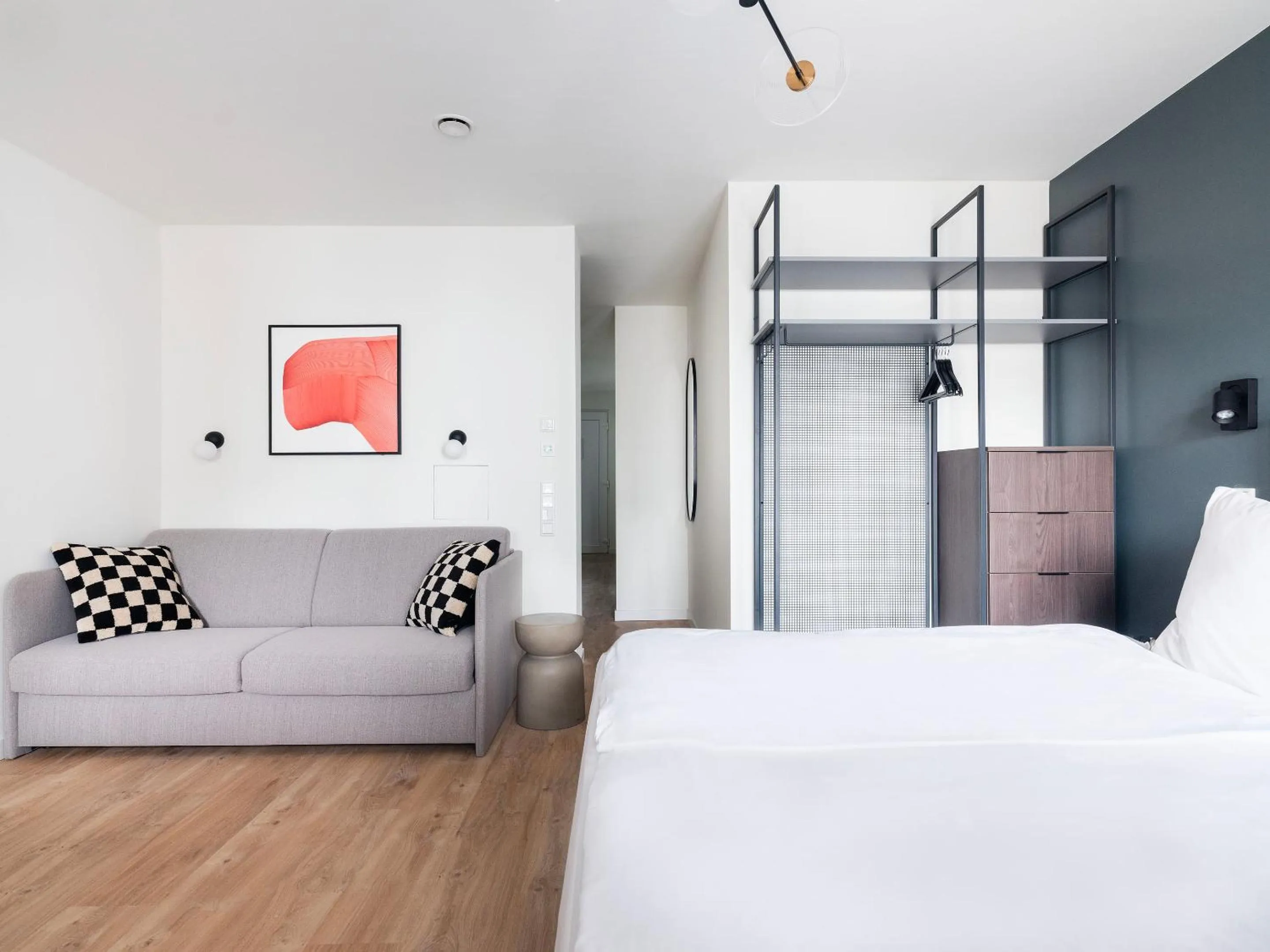 Seating area, Bed in Numa Düsseldorf Leo