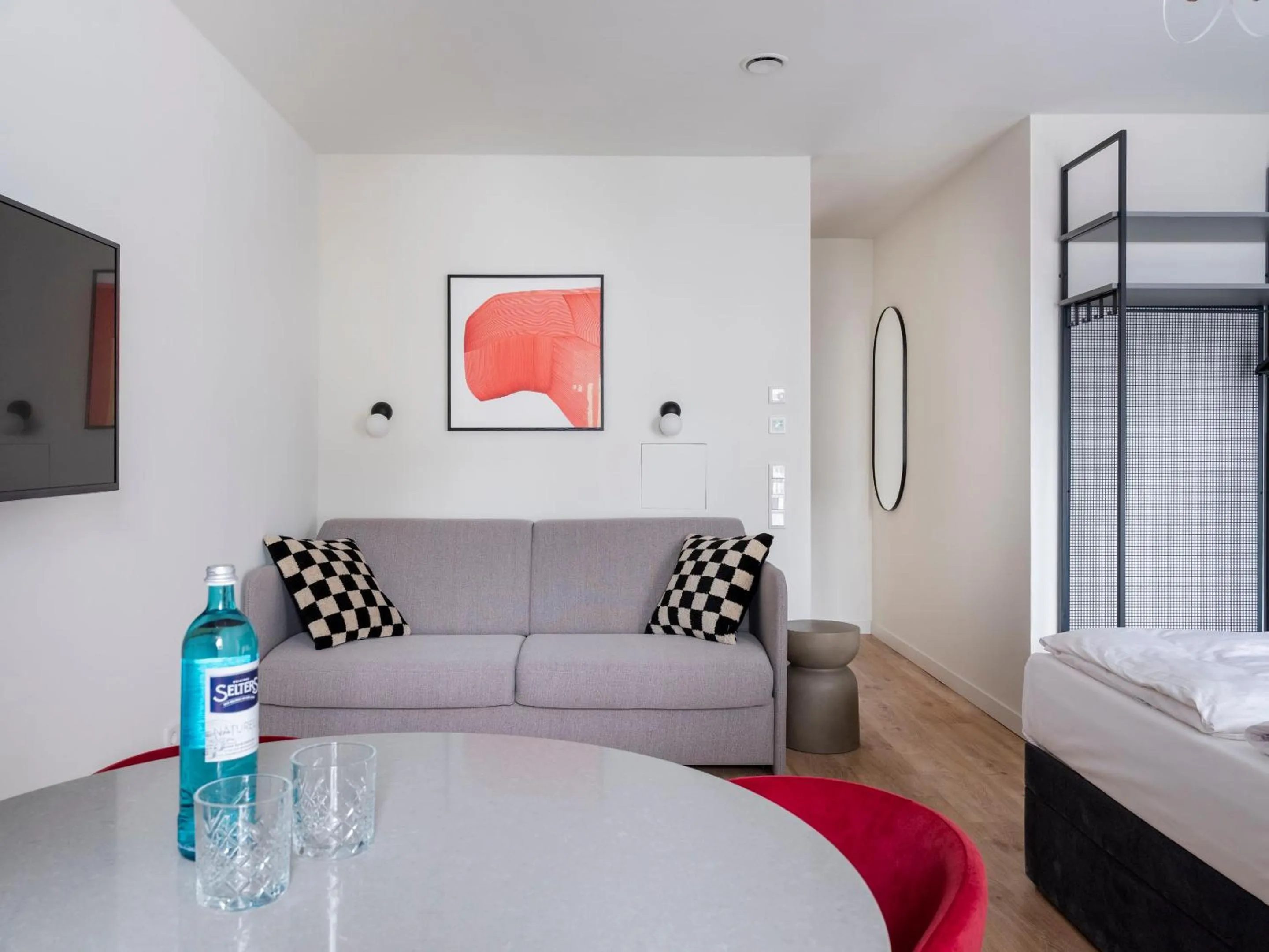 TV and multimedia, Bed in Numa Düsseldorf Leo