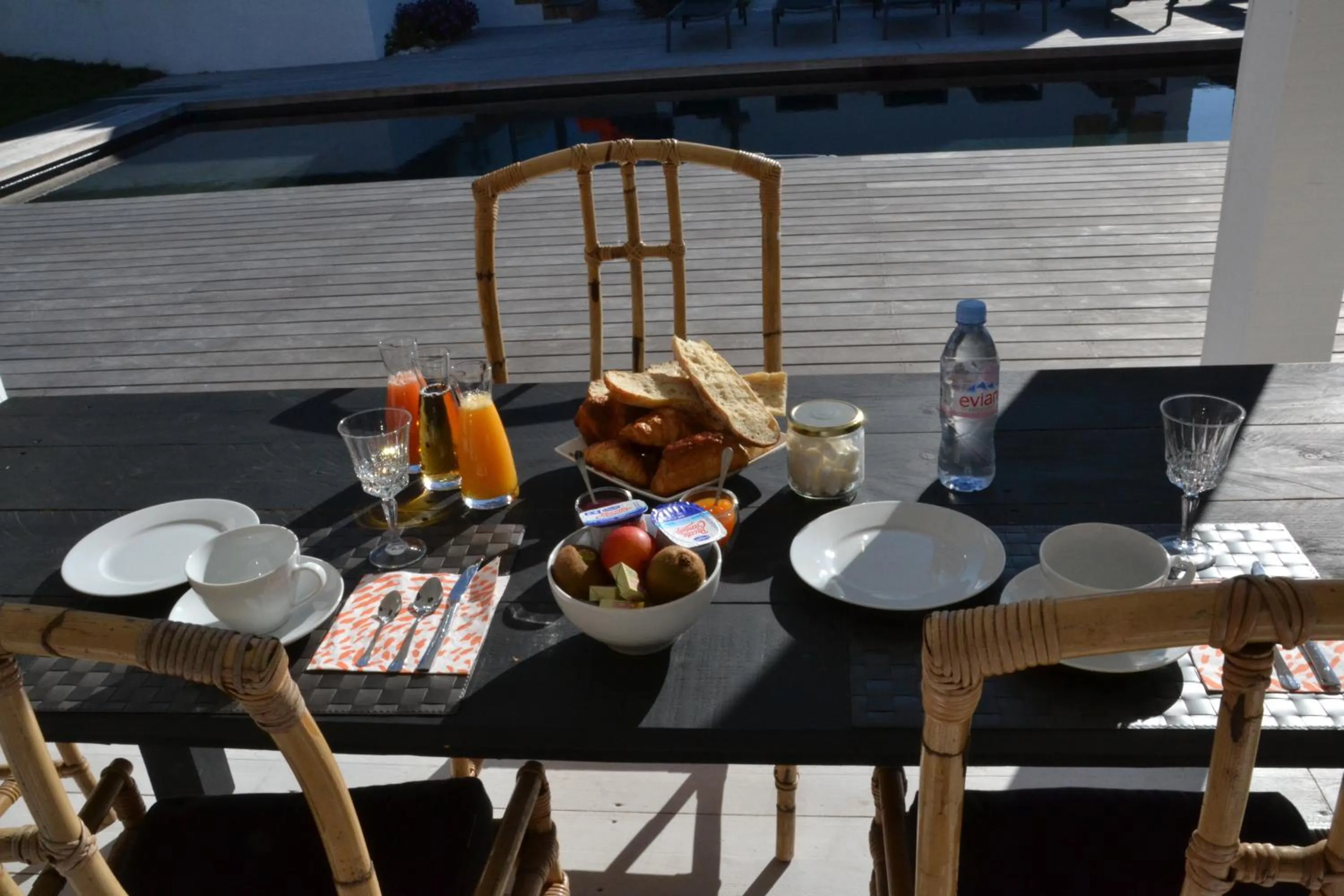 Food in Villa Le Sud