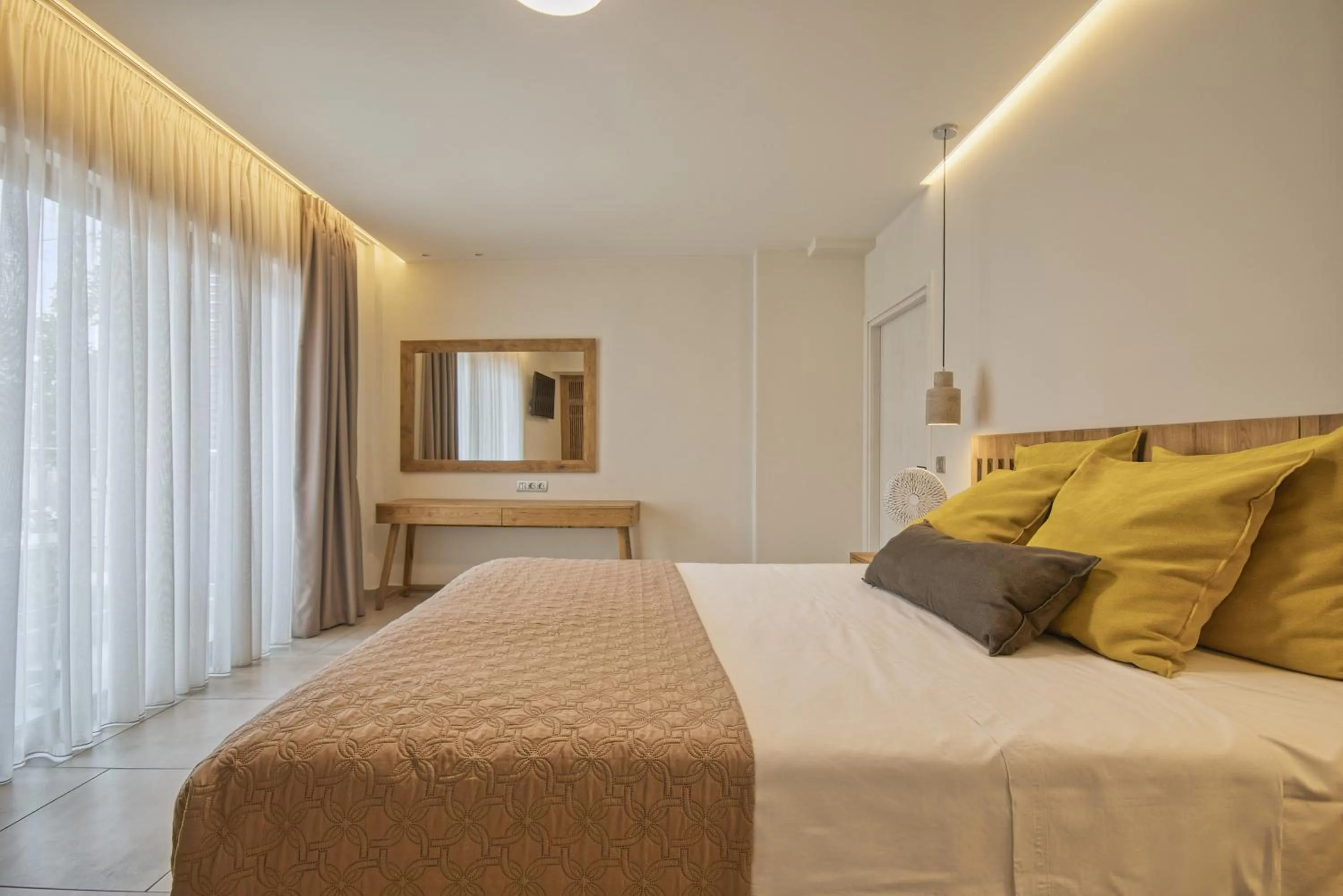 TV and multimedia, Bed in Harma Boutique Hotel