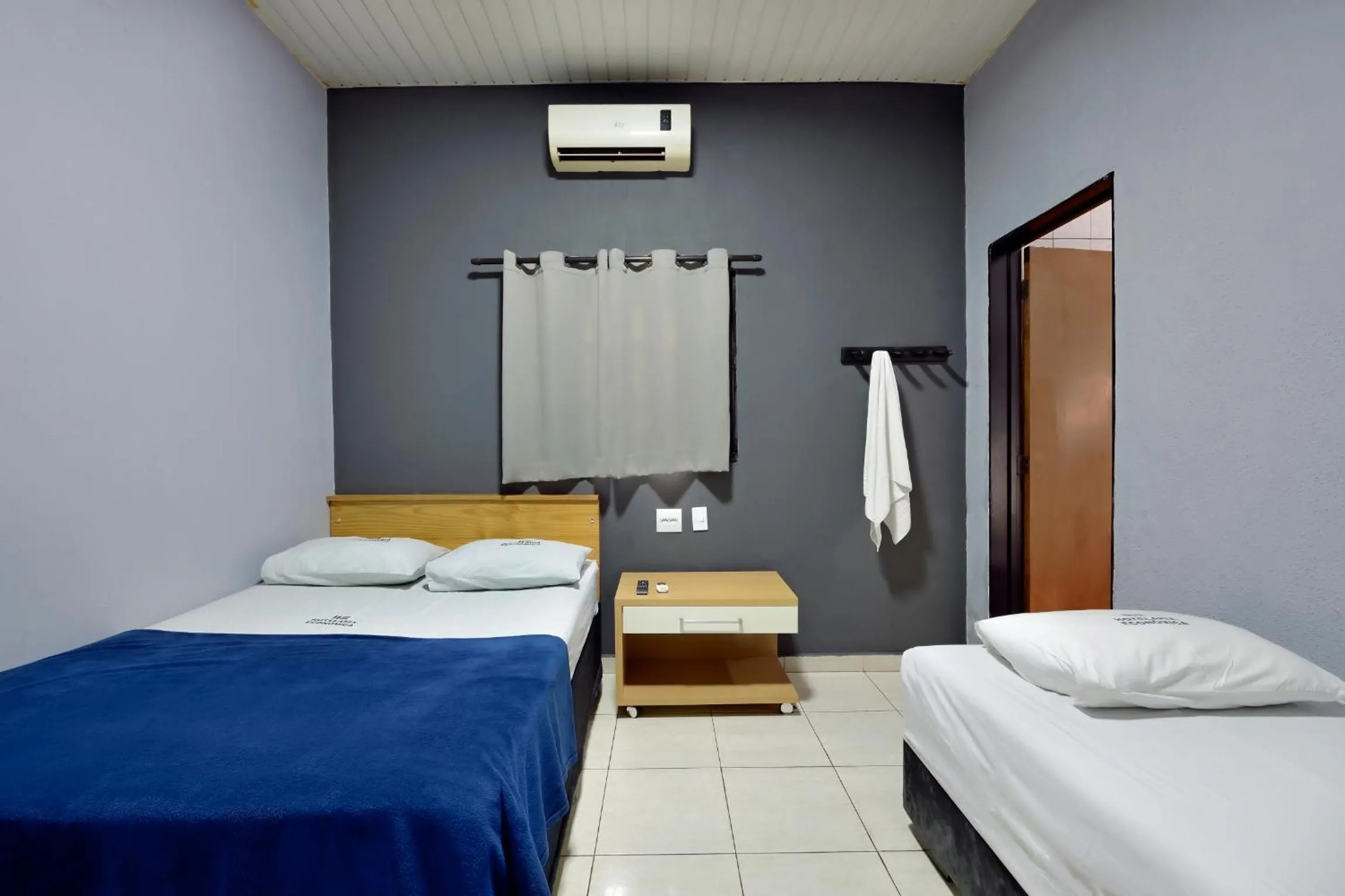 HOTEL & HOSTEL RIBEIRAo