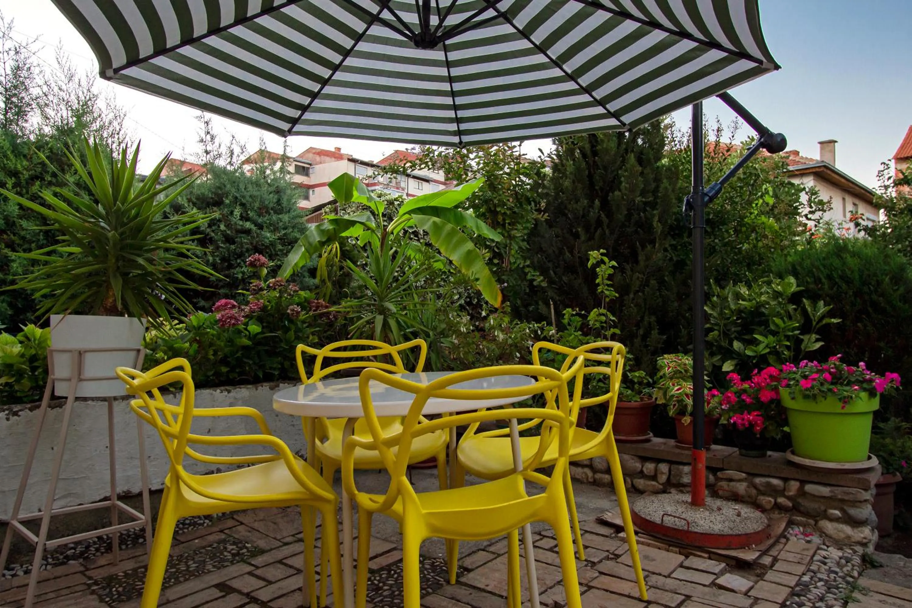 Garden in Bitrak Guest House