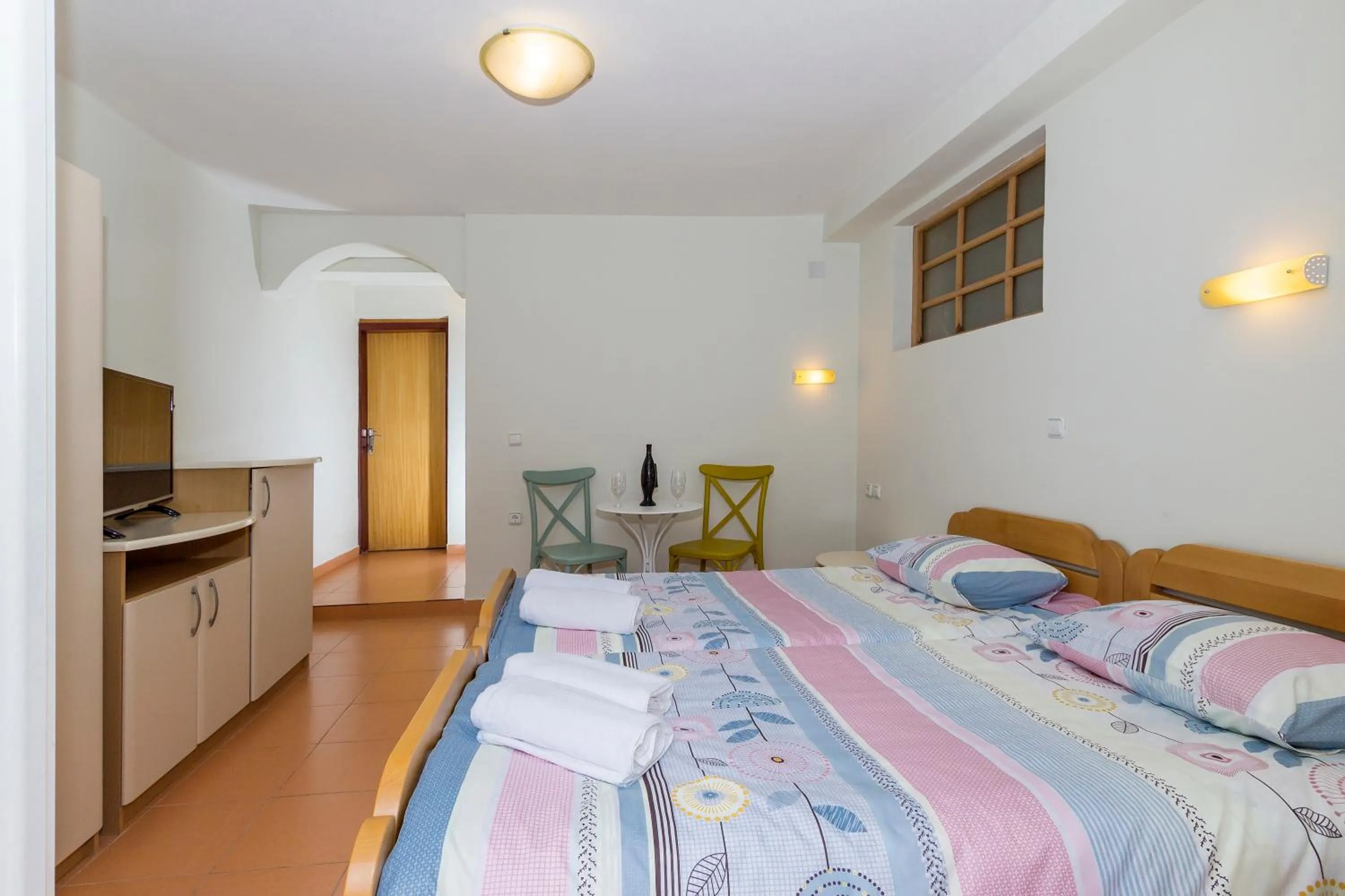 Coffee/tea facilities, Bed in Bitrak Guest House