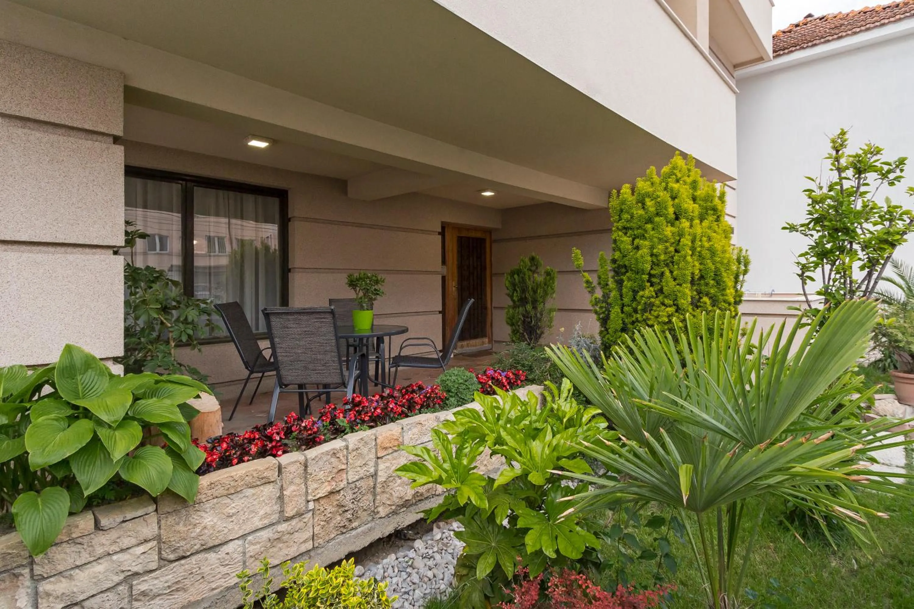 Facade/entrance in Bitrak Guest House