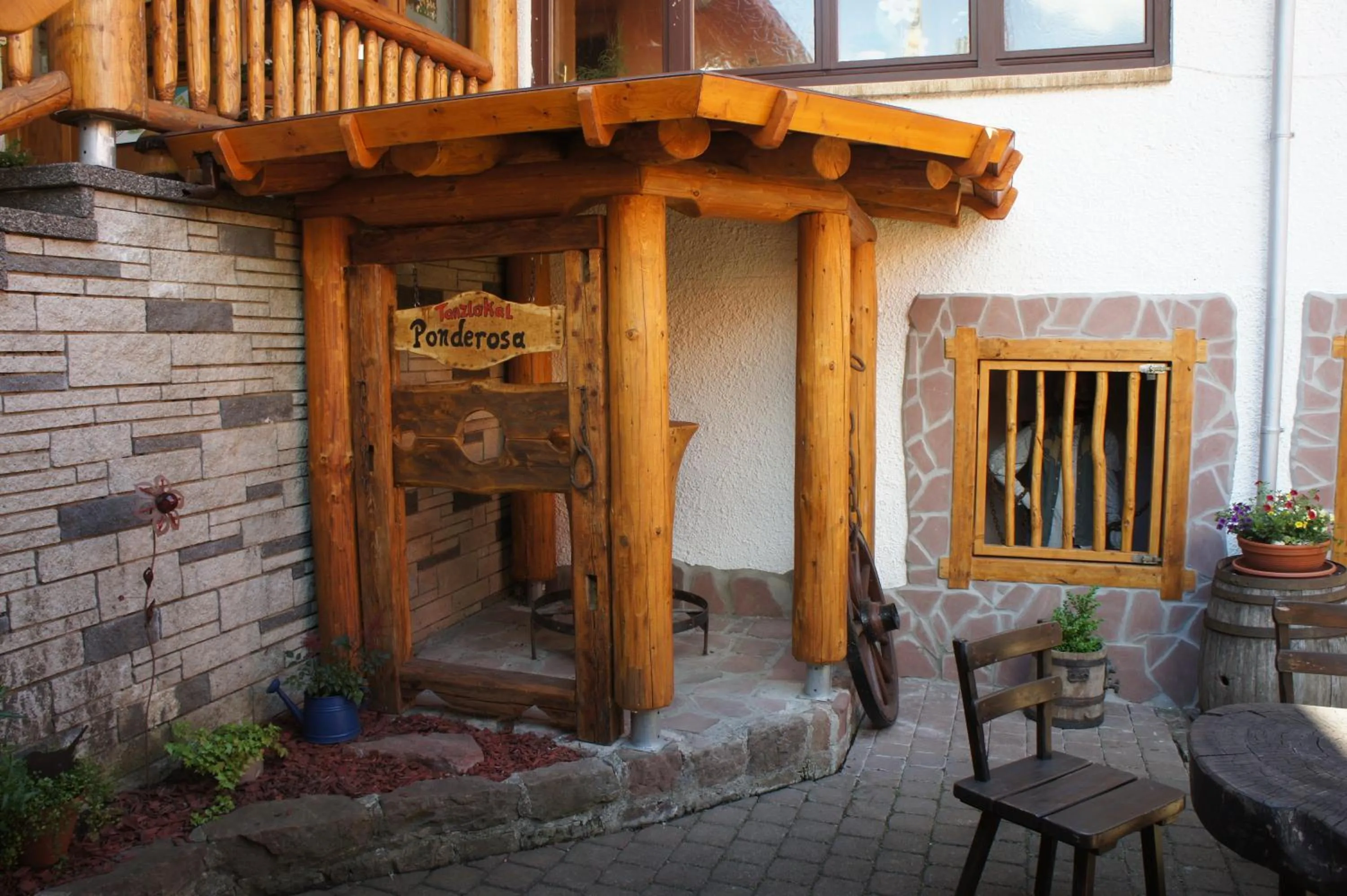 Patio in Landhotel Engel