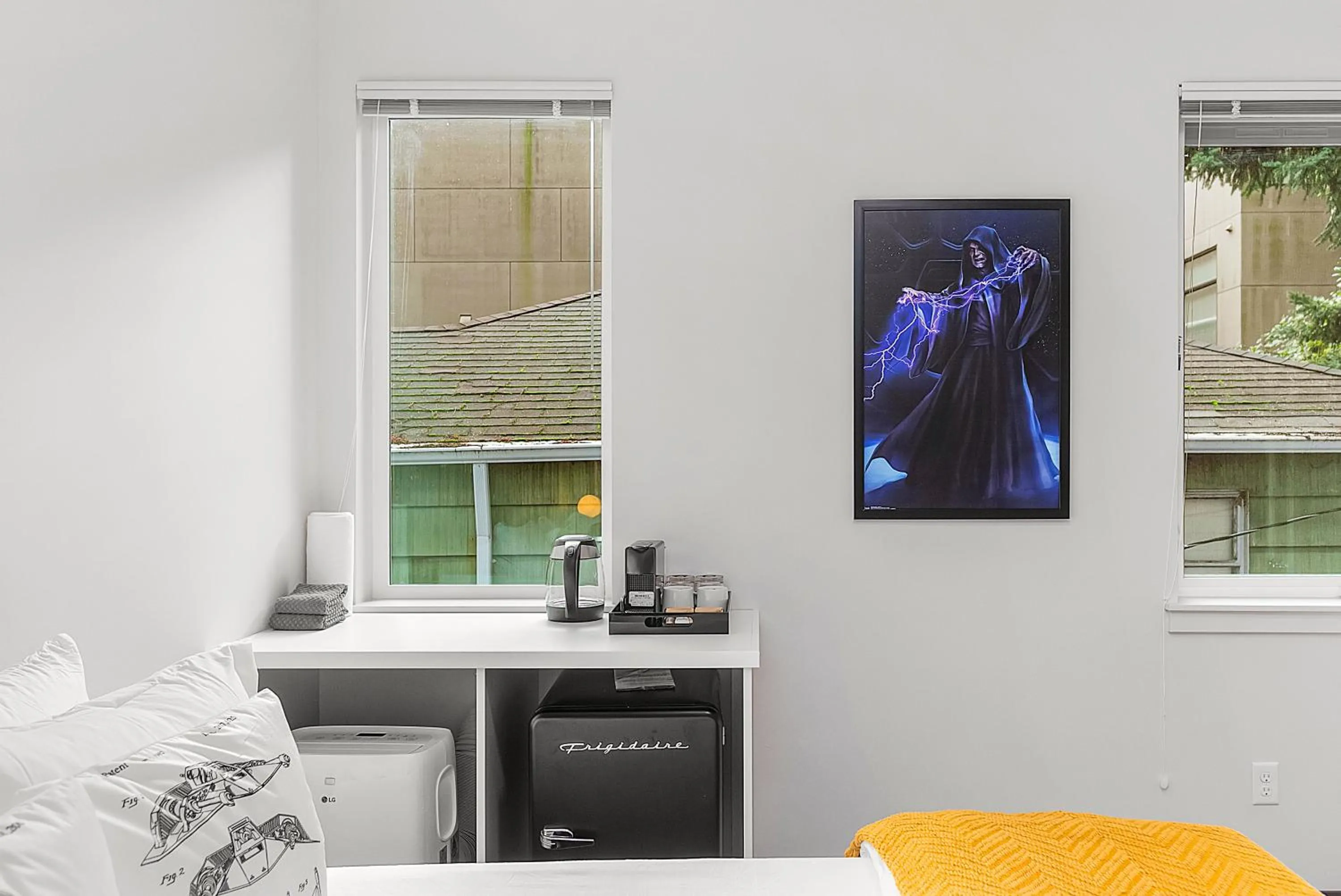 Bed in Palpatine Sith Lord Suite