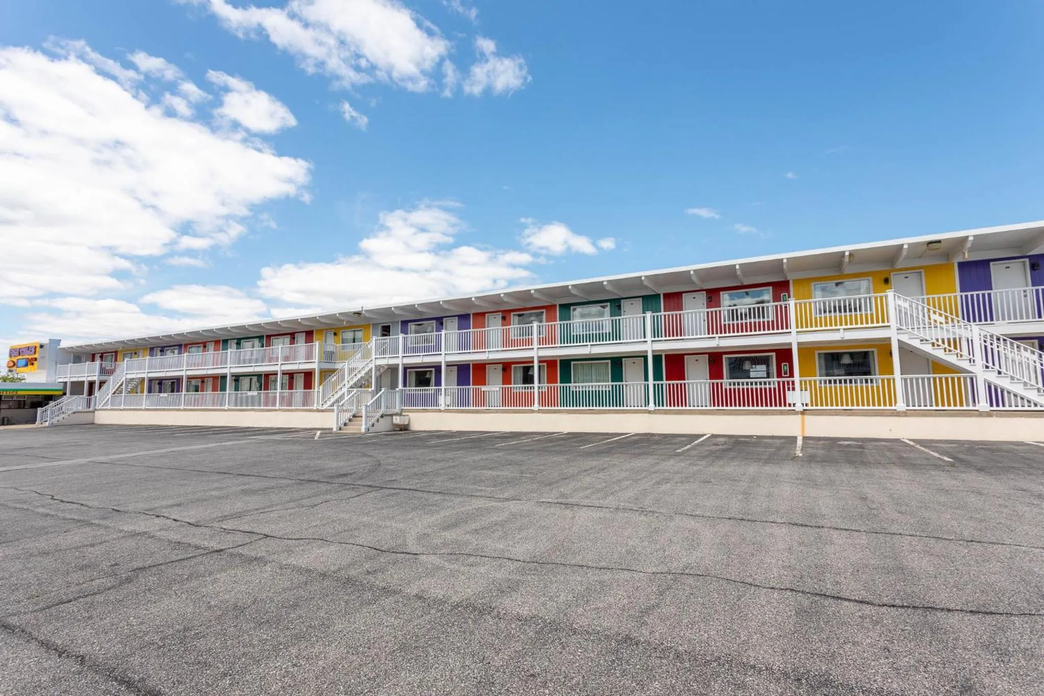 Property building in Fish Tales Boardwalk Inn & Ocean Mecca Motel