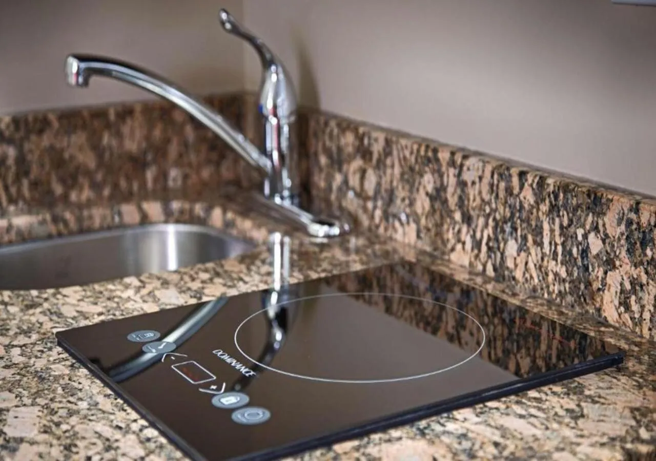 Best Western Plus Peace River Hotel & Suites