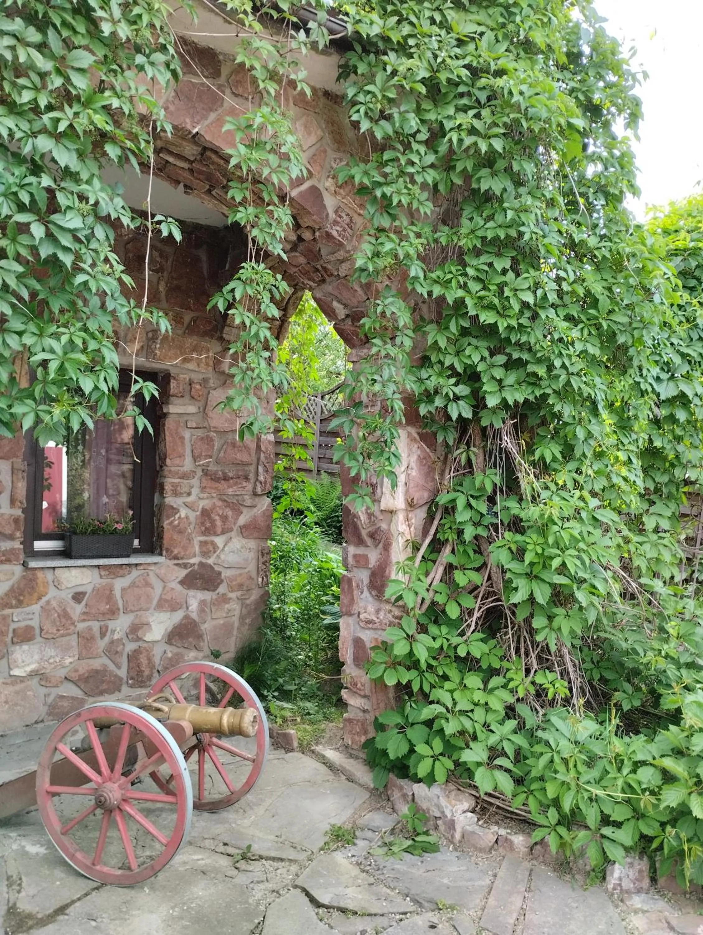 Garden view in Willa Rycerz