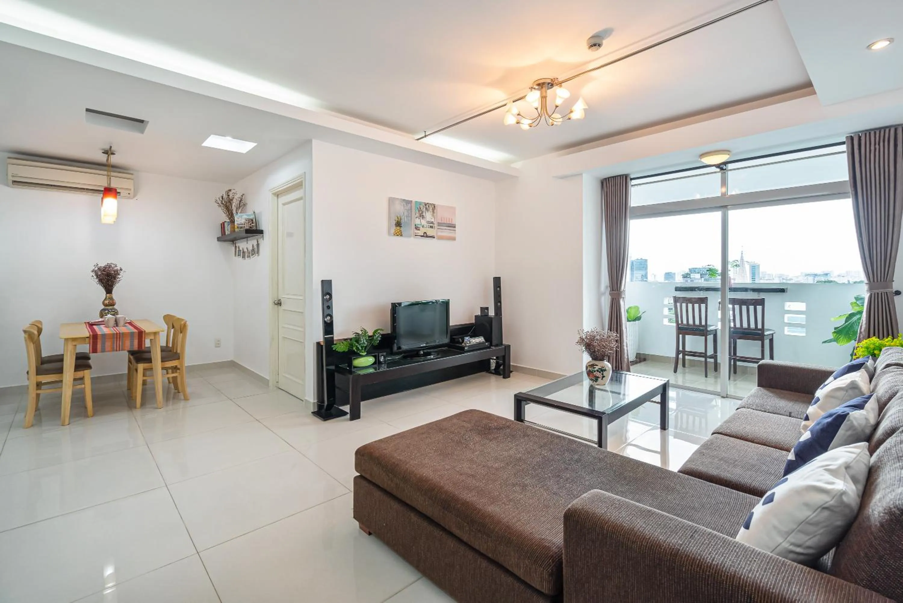 Patio in Alex House Saigon - Serviced Apartment