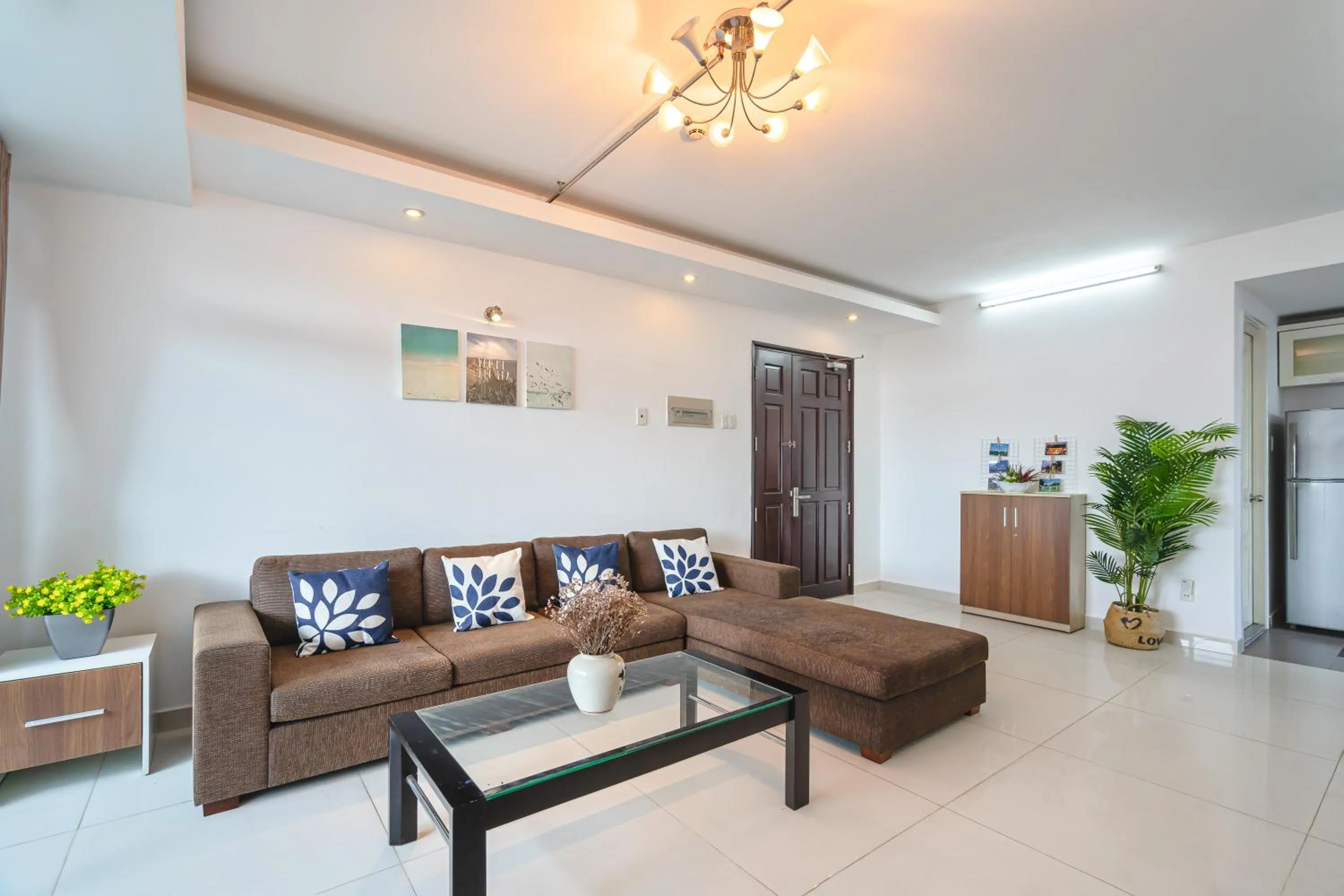 Living room in Alex House Saigon - Serviced Apartment