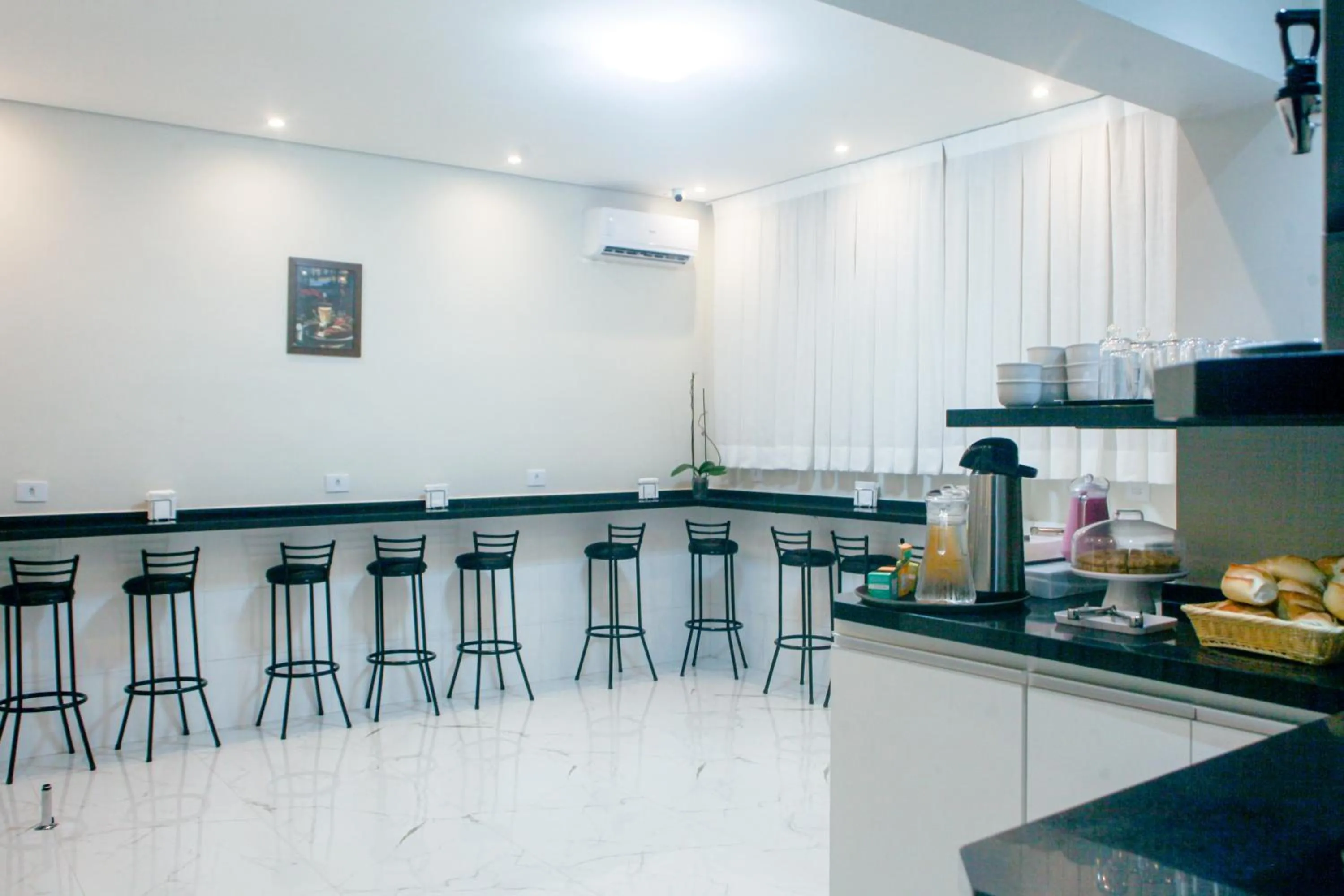 Hotel New House