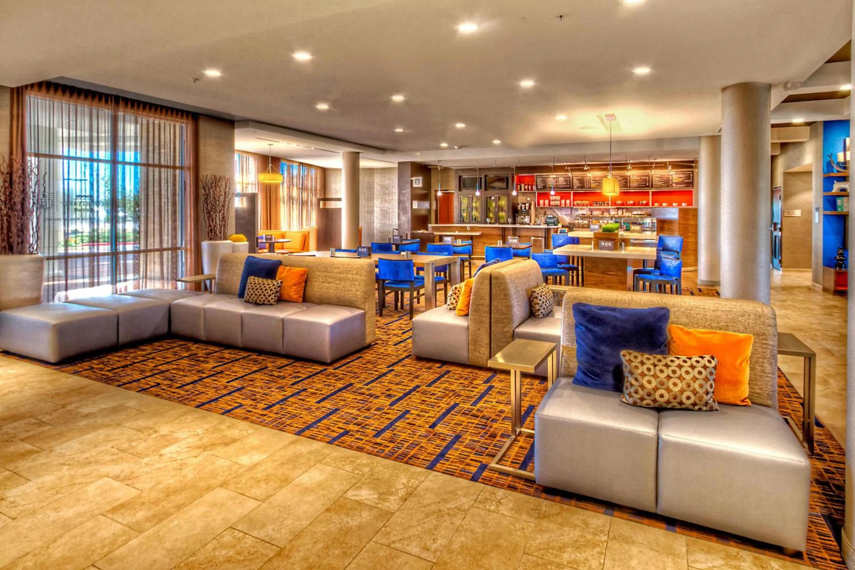 Lobby or reception in Courtyard by Marriott San Marcos