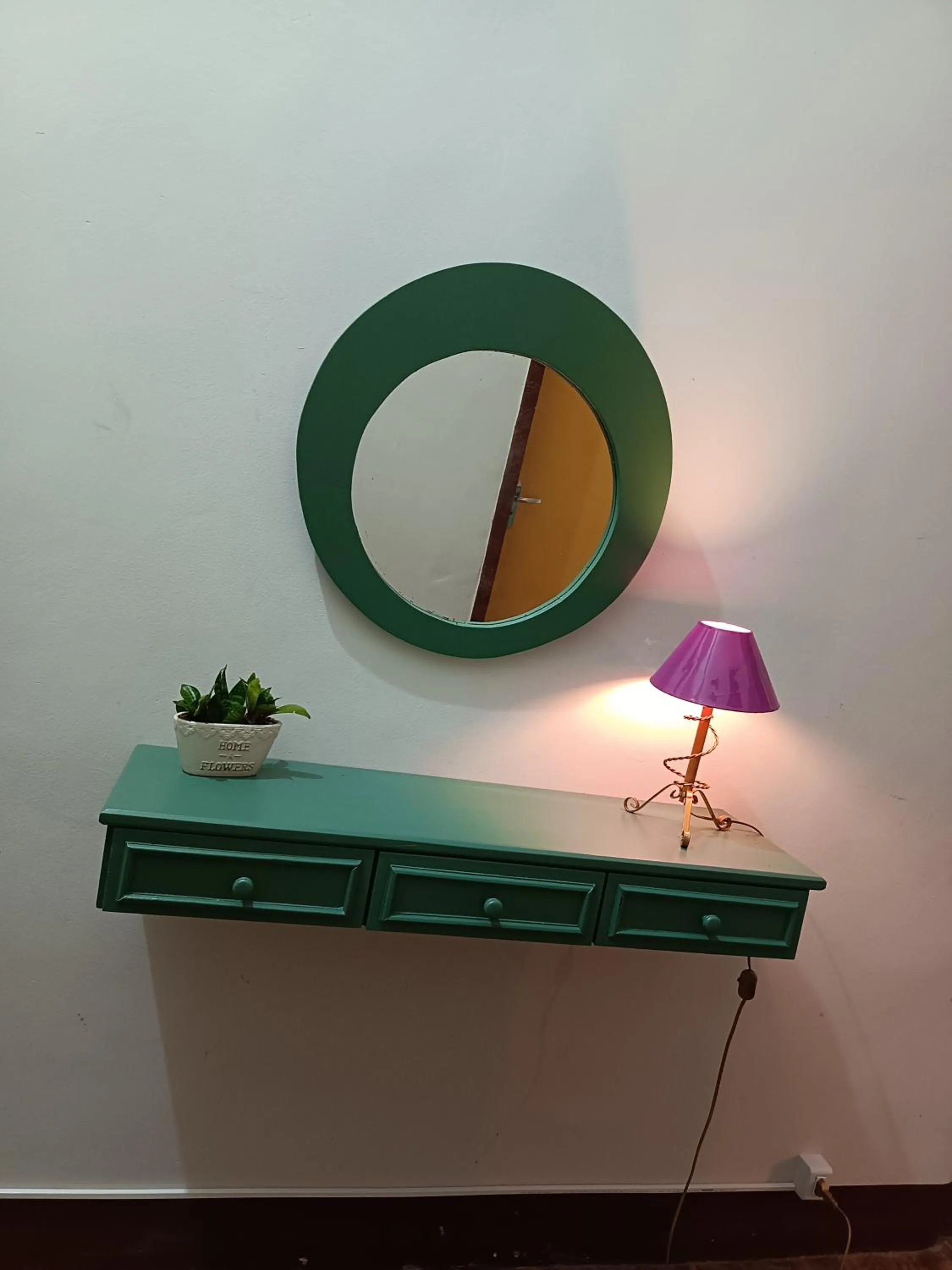 Decorative detail in É Hostel