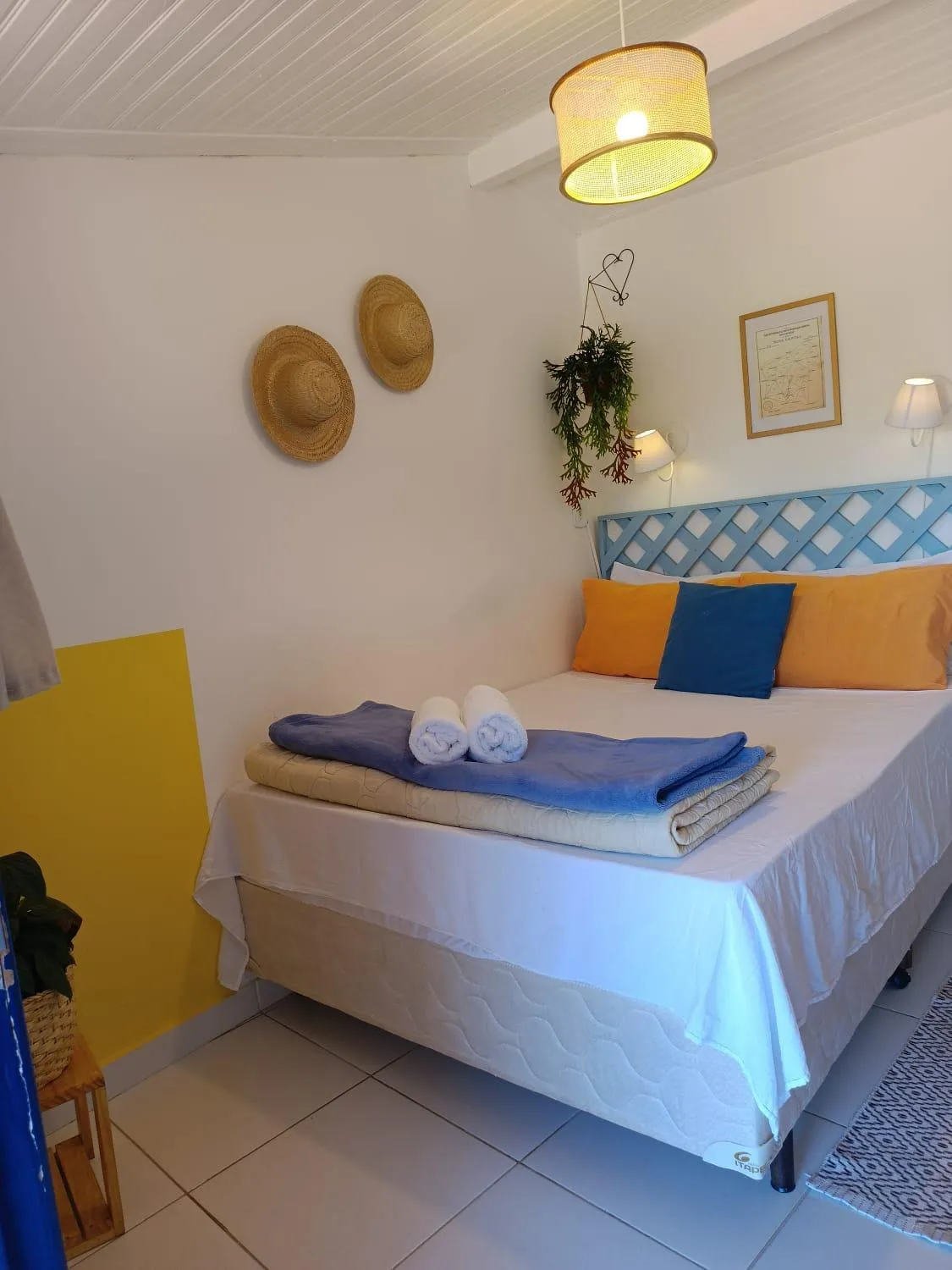 Bed in É Hostel