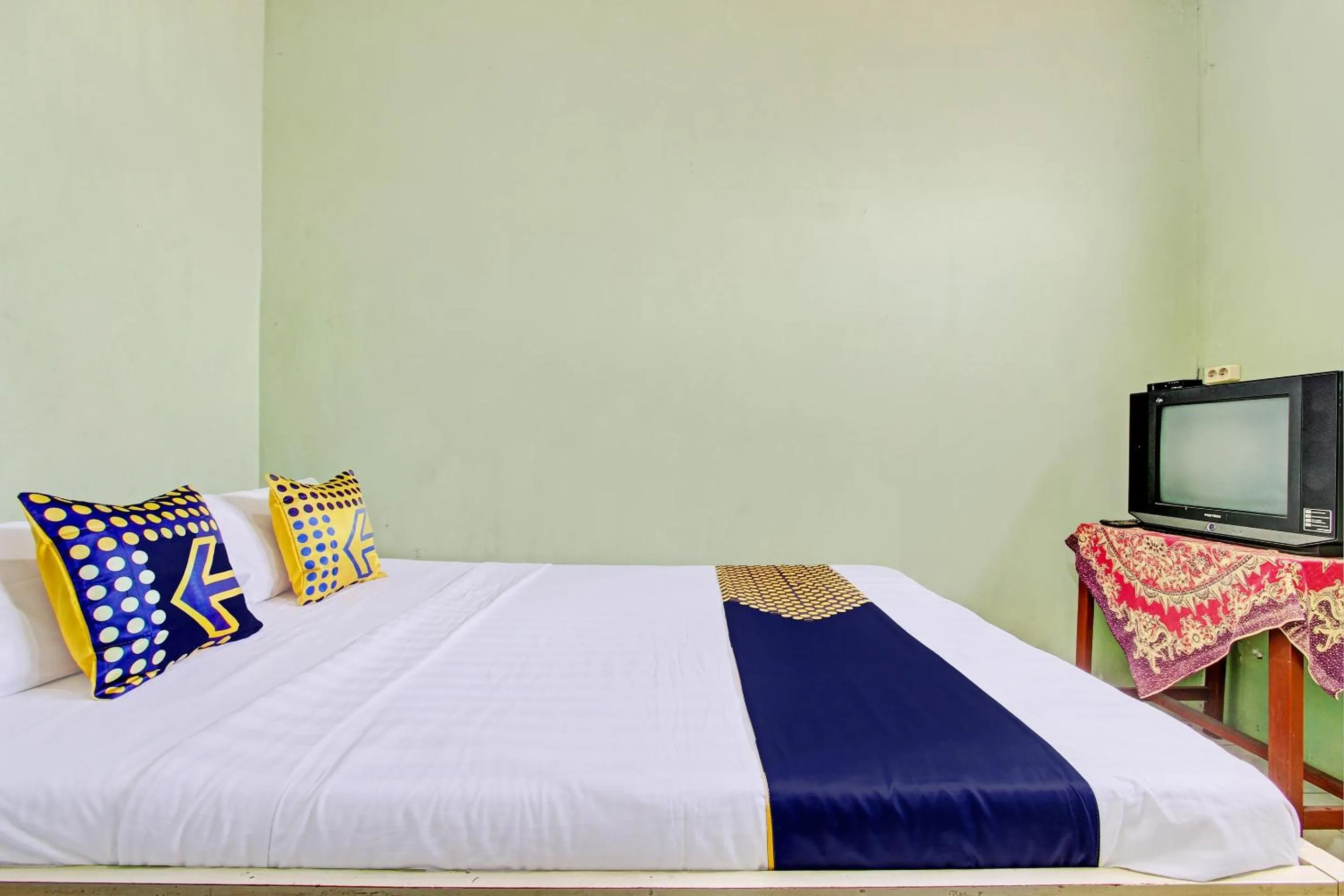 Bedroom, Bed in Hotel O Jaya Kusuma