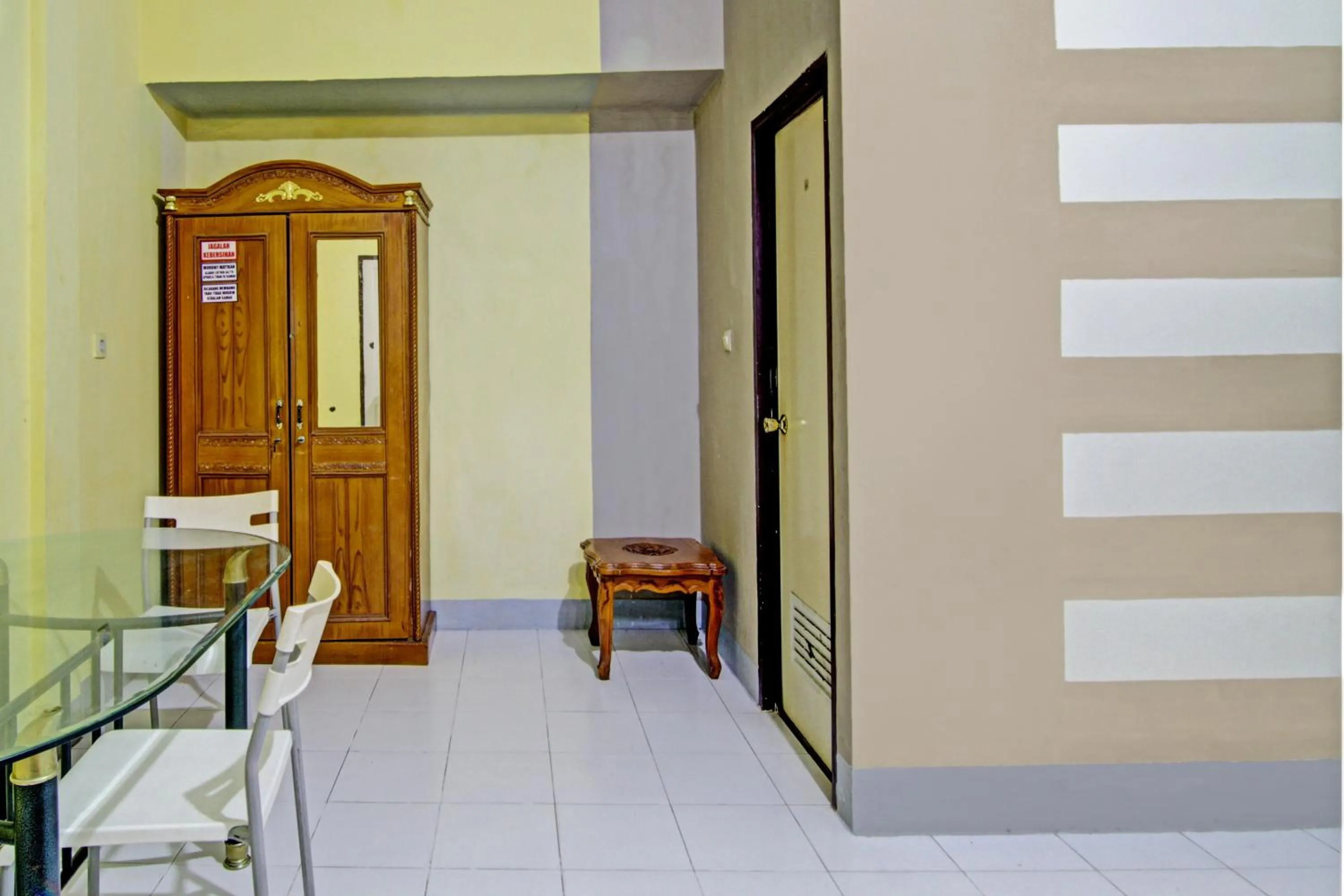 Bedroom in Hotel O Penginapan Budi SyariahNearTaman Amaryllis Pekanbaru