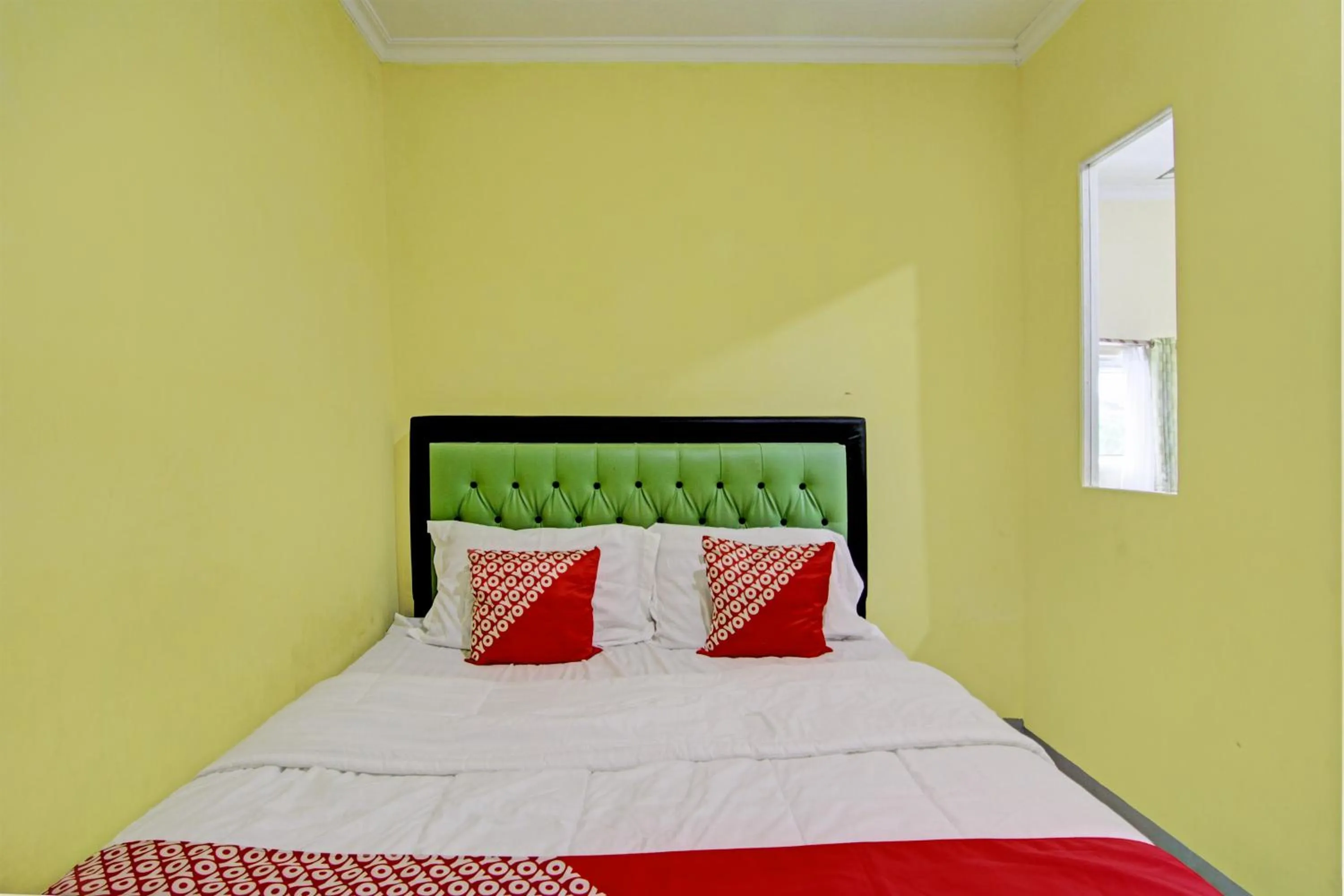 Bedroom, Bed in Hotel O Penginapan Budi SyariahNearTaman Amaryllis Pekanbaru