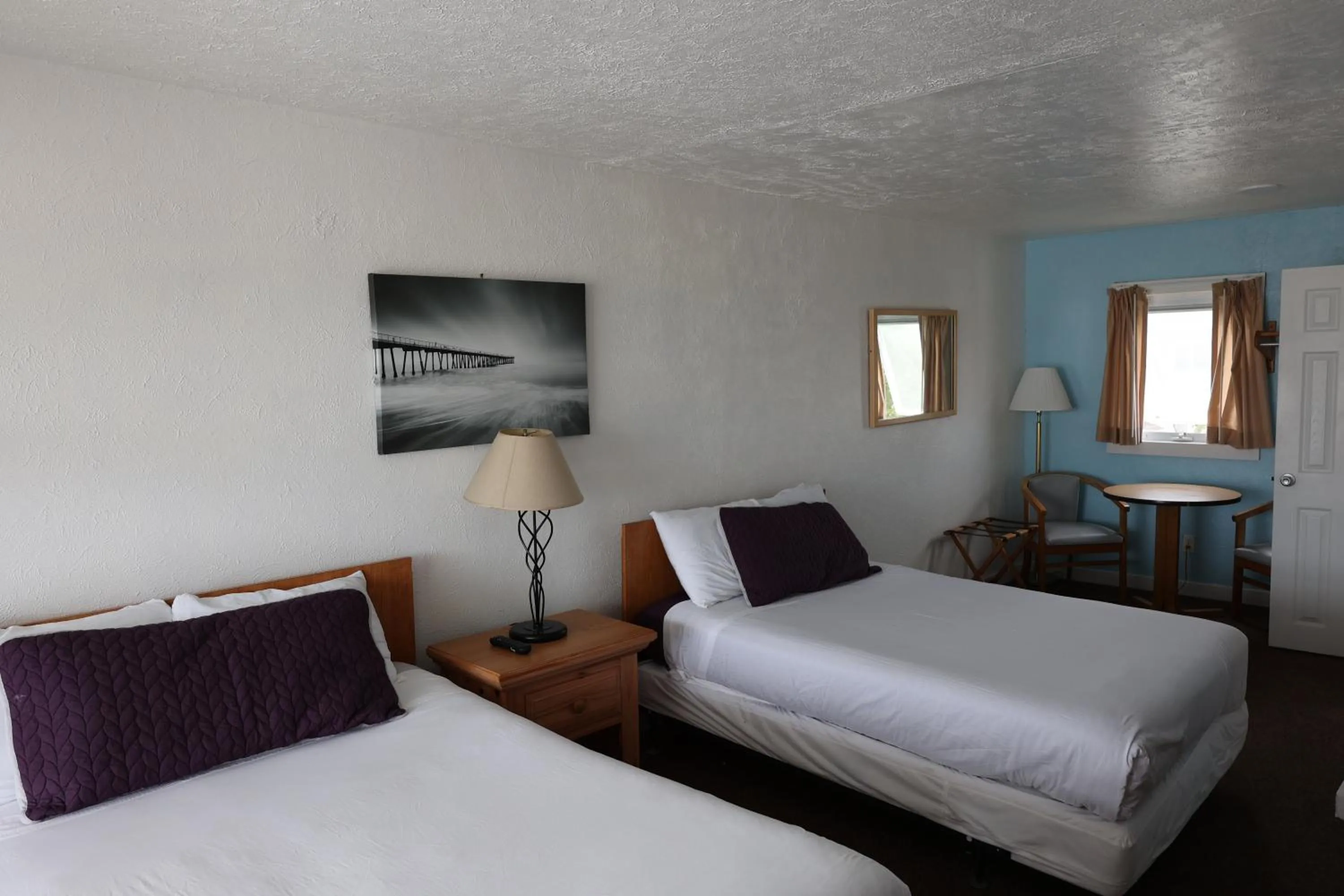 Pink Champagne Motel