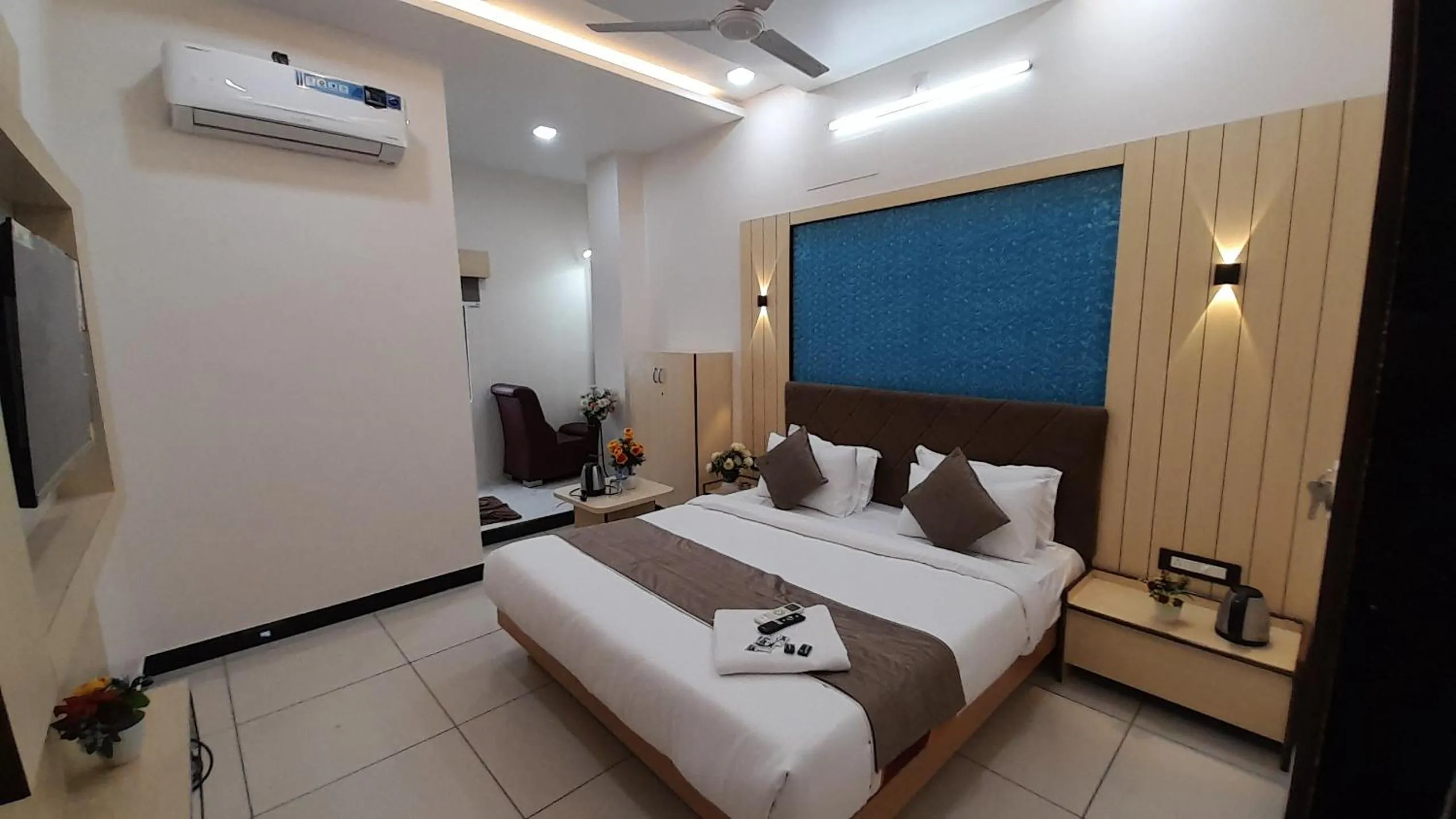 Bed in Hotel Sun Palace