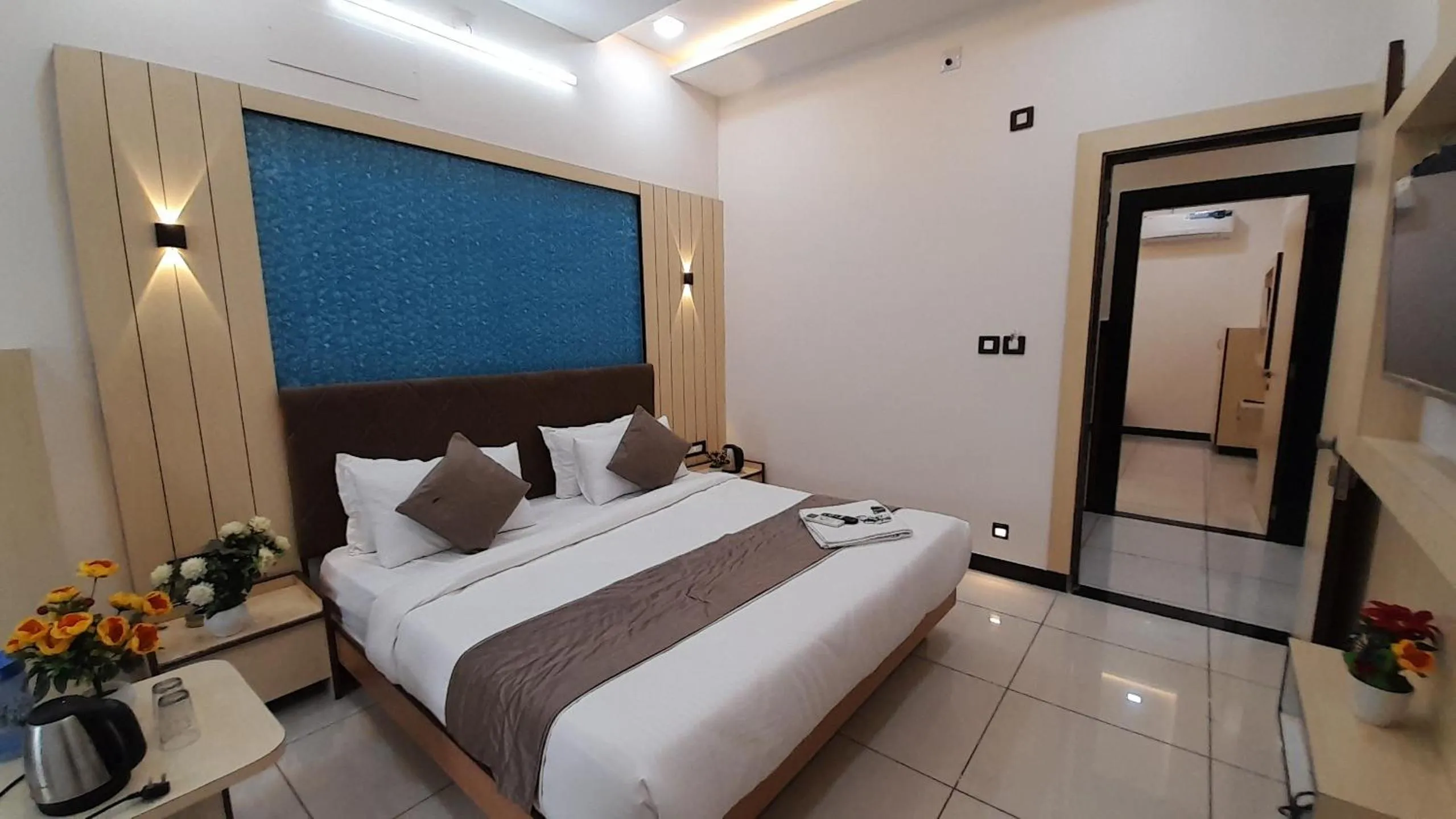 Bed in Hotel Sun Palace