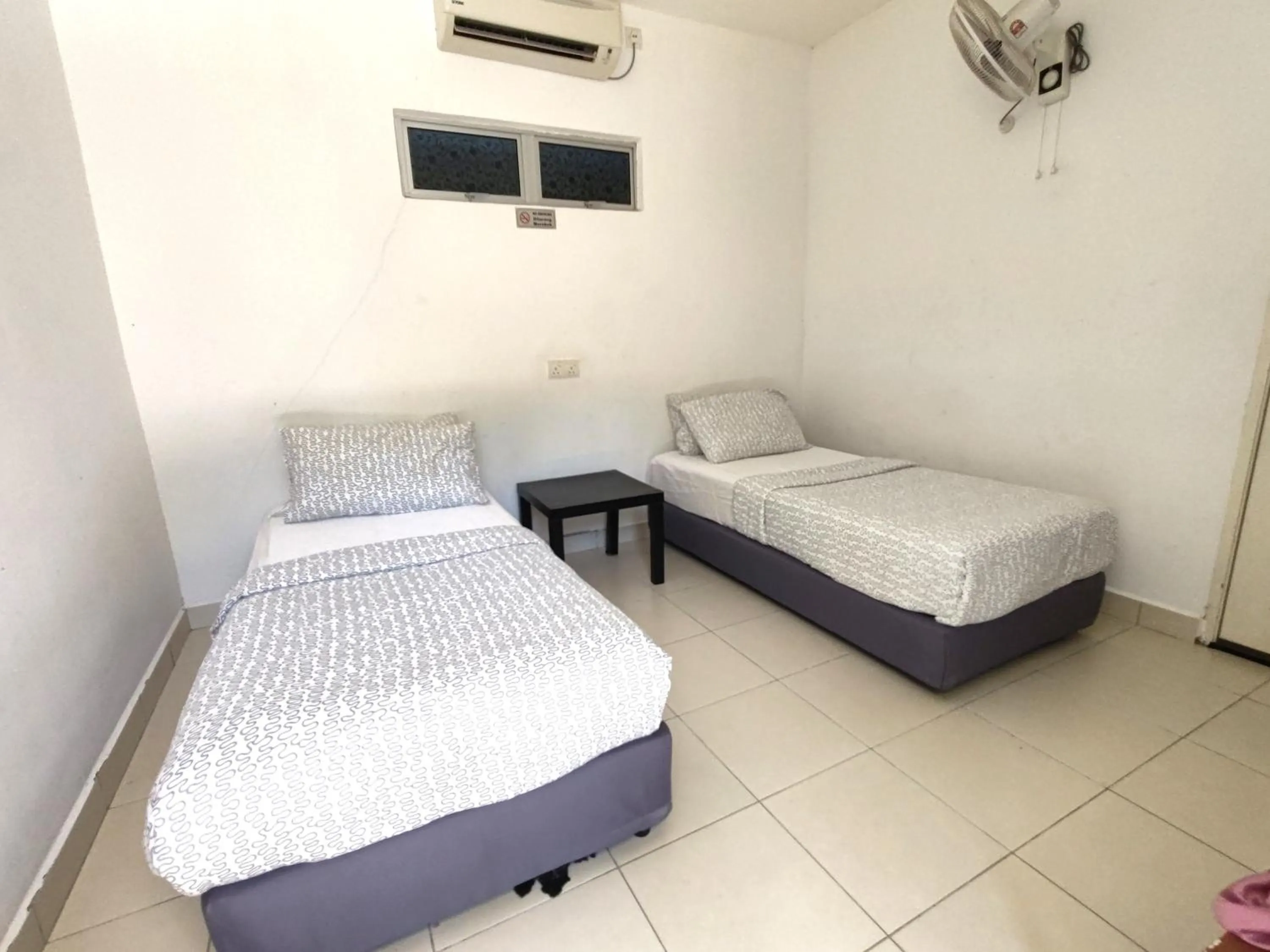 Photo of the whole room, Bed in Eleven Inn Langkawi