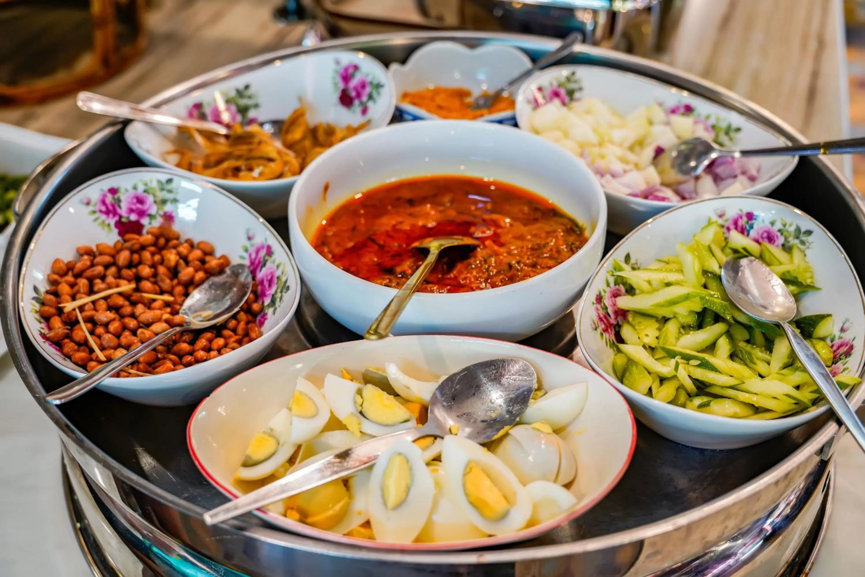 Food and drinks in Happy Garden Resort Betong