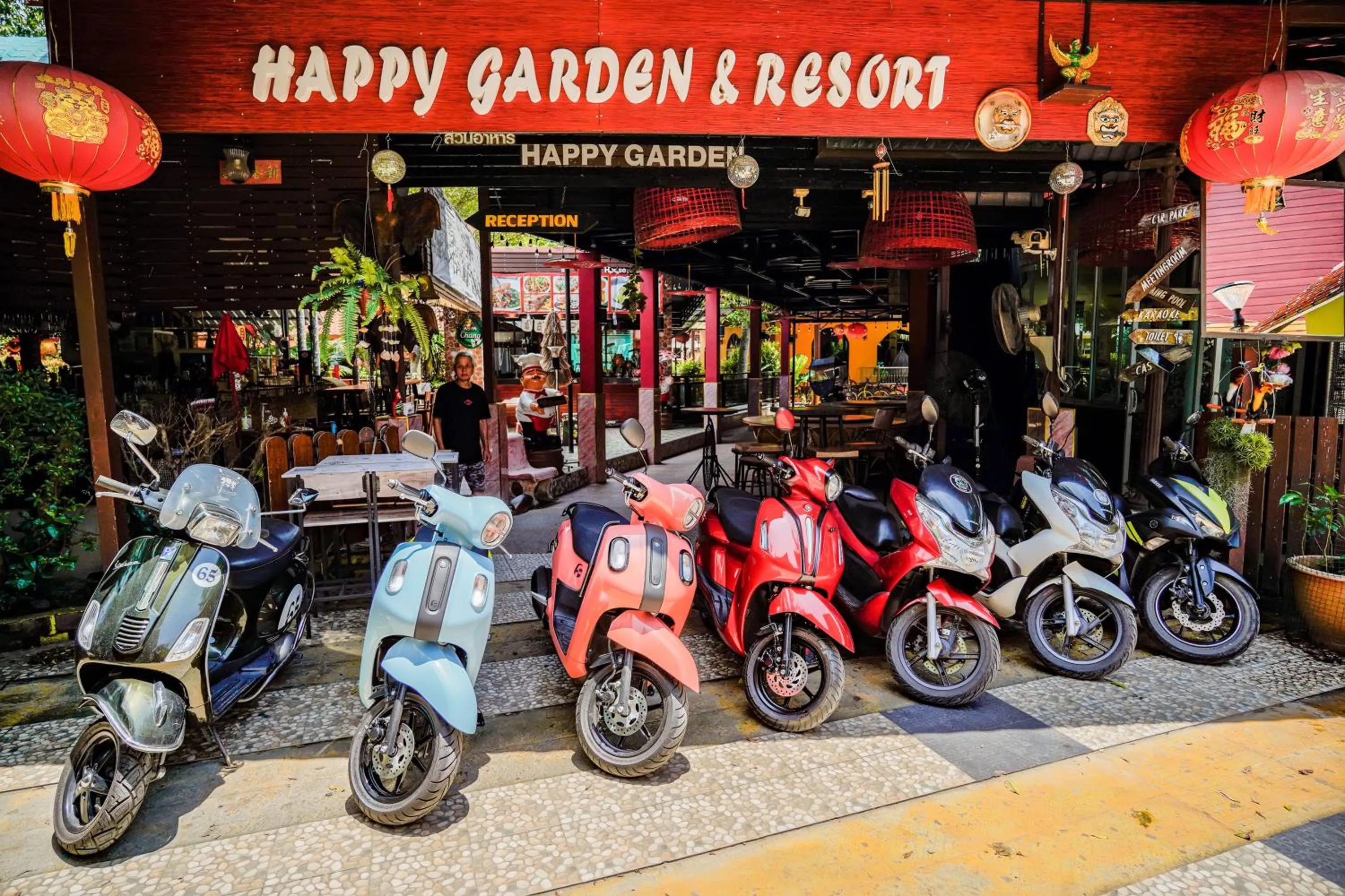 Day in Happy Garden Resort Betong