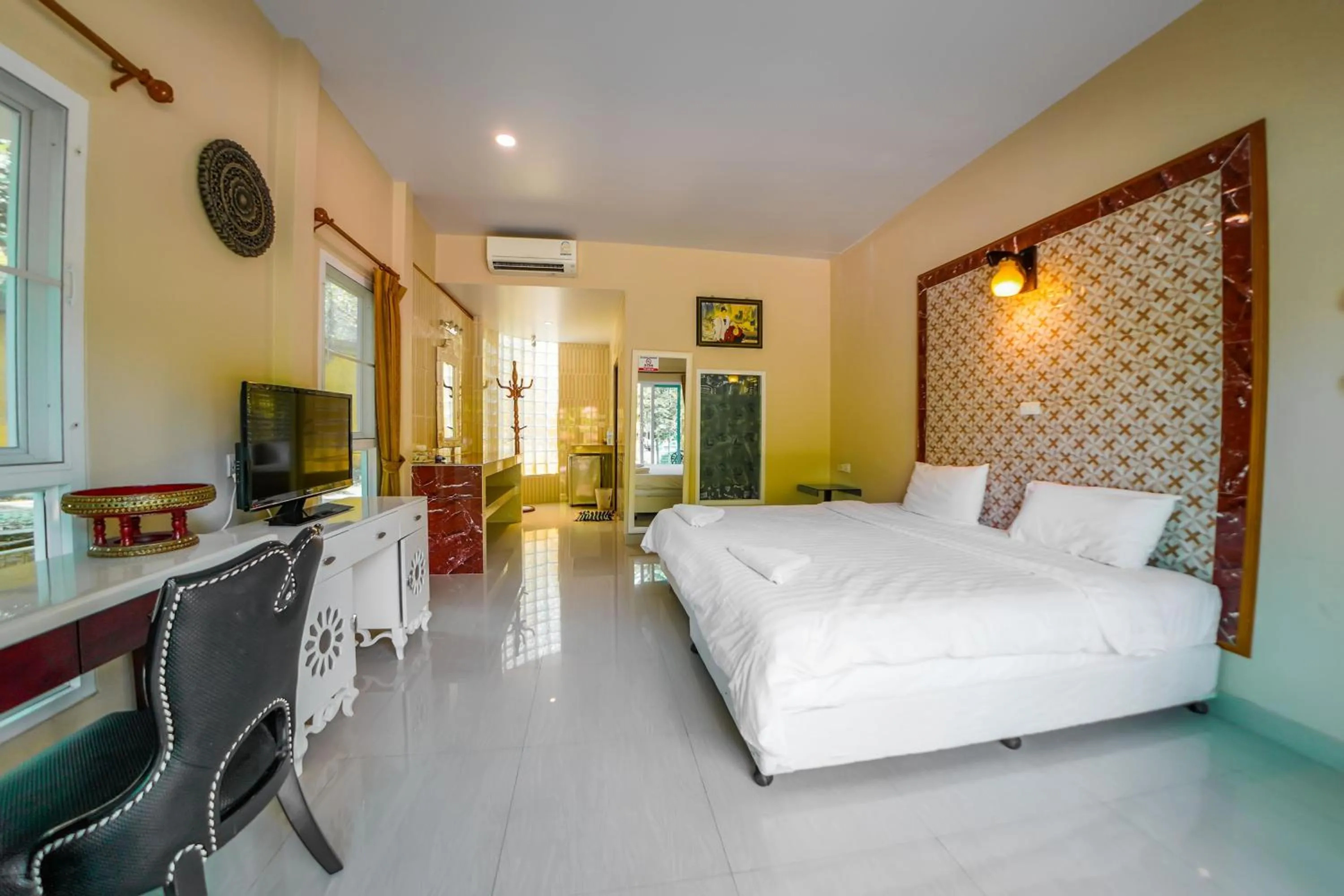 Bed in Happy Garden Resort Betong