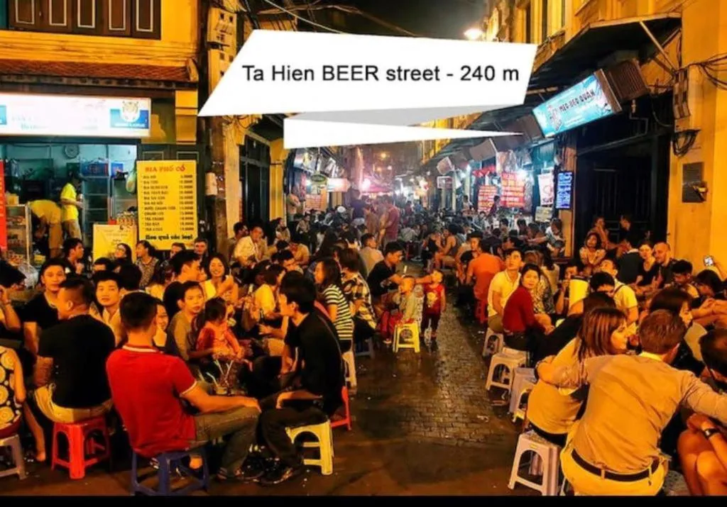 Night in Awesome Hanoi Hostel