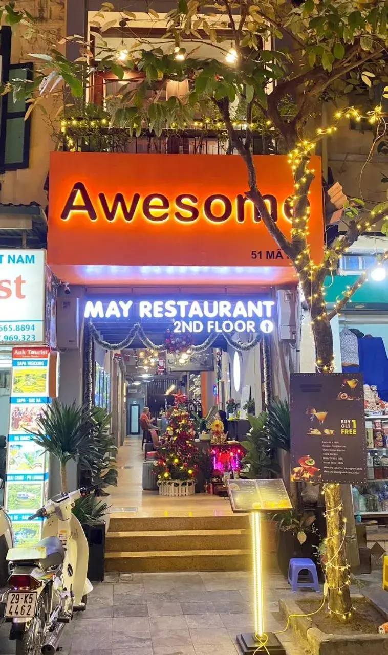 Property building in Awesome Hanoi Hostel Property building in Awesome Hanoi Hostel