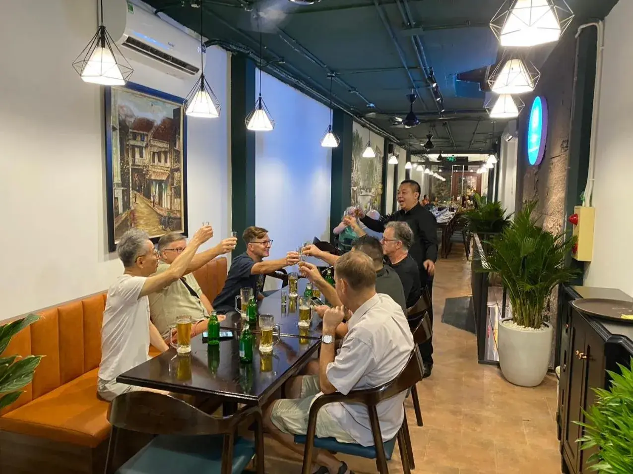 Restaurant/places to eat in Awesome Hanoi Hostel Restaurant/places to eat in Awesome Hanoi Hostel