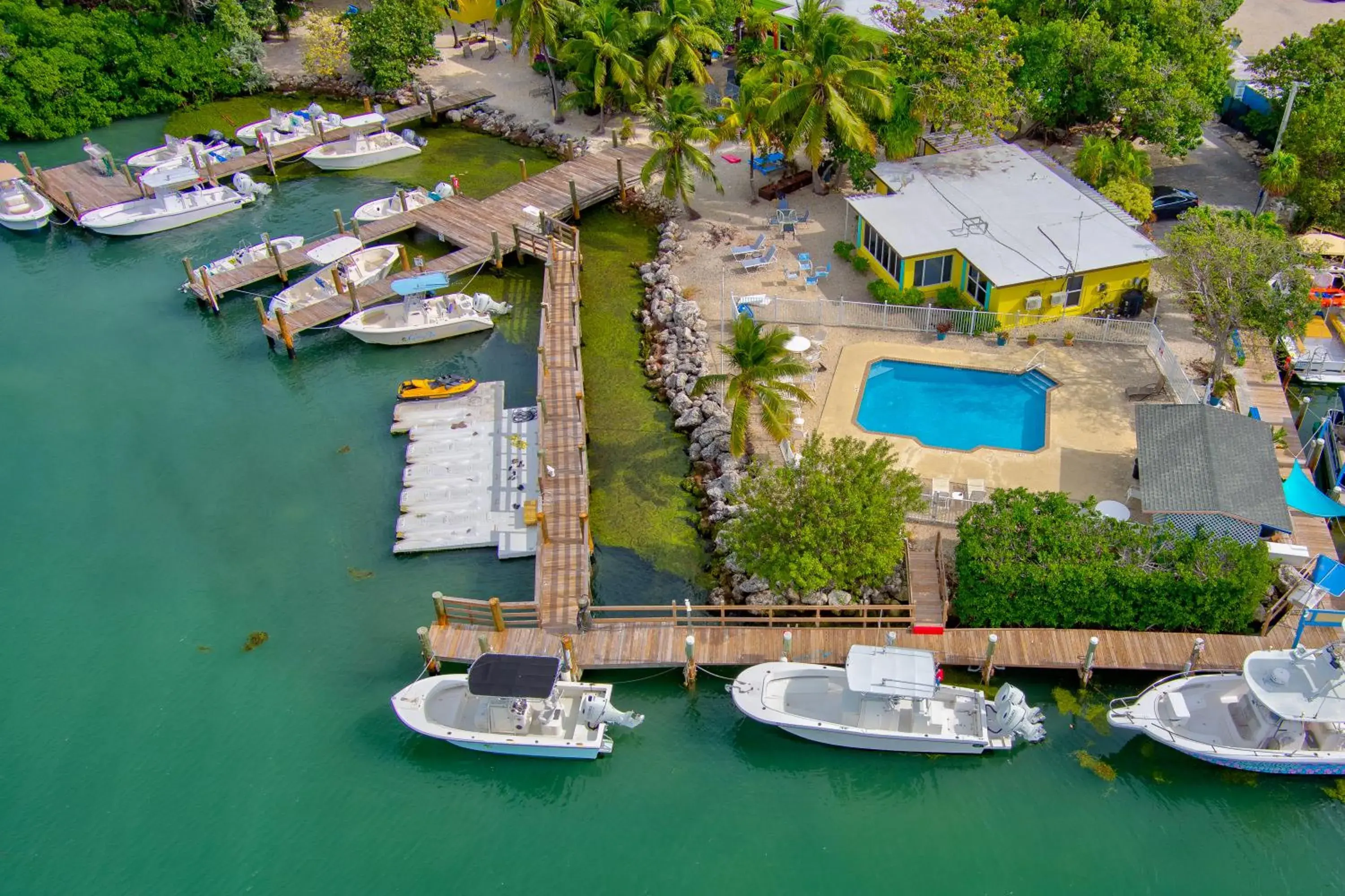 Captain Pip's Marina & Hideaway Captain Pip's Marina & Hideaway