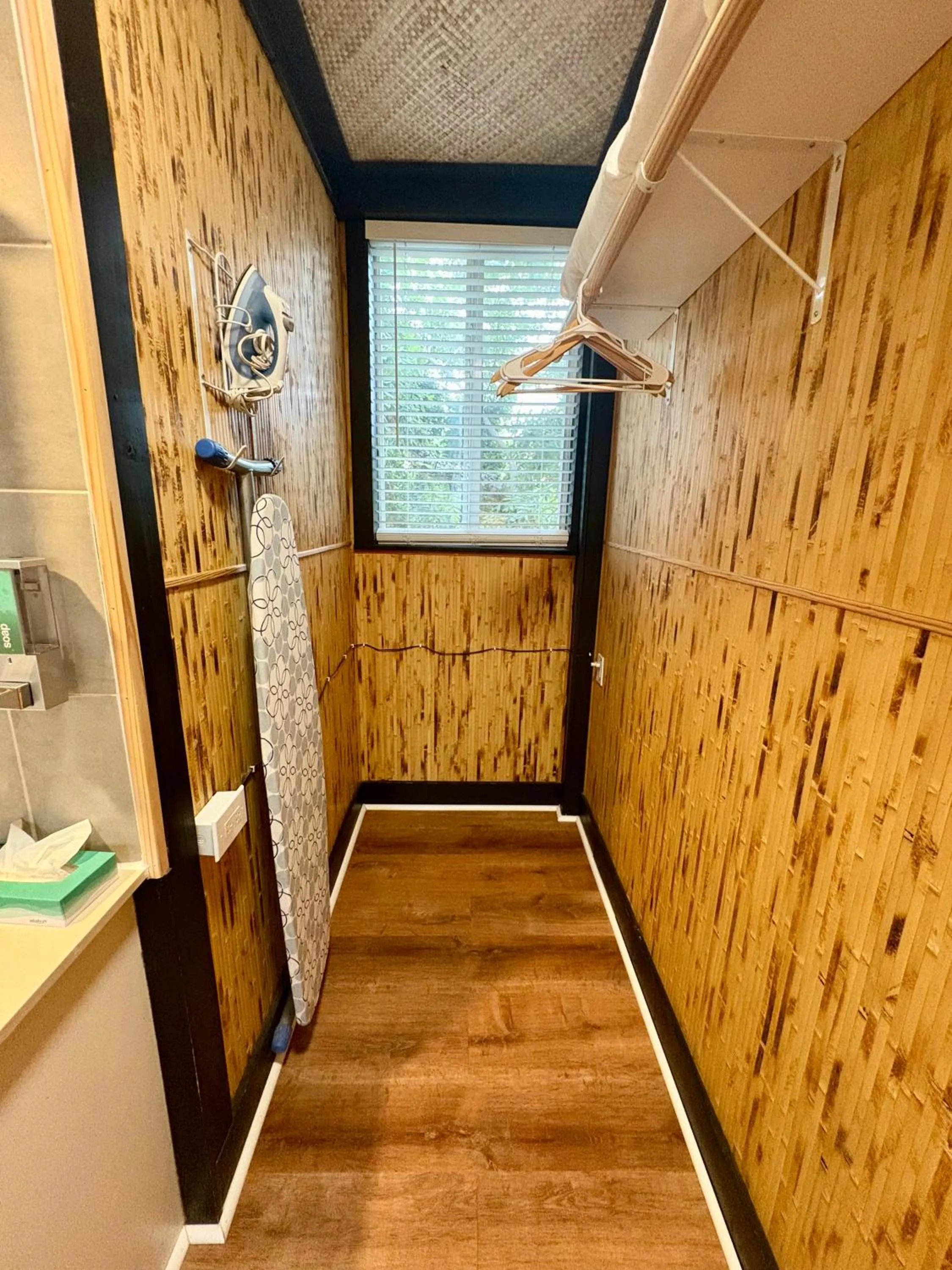 Captain Pip's Marina & Hideaway