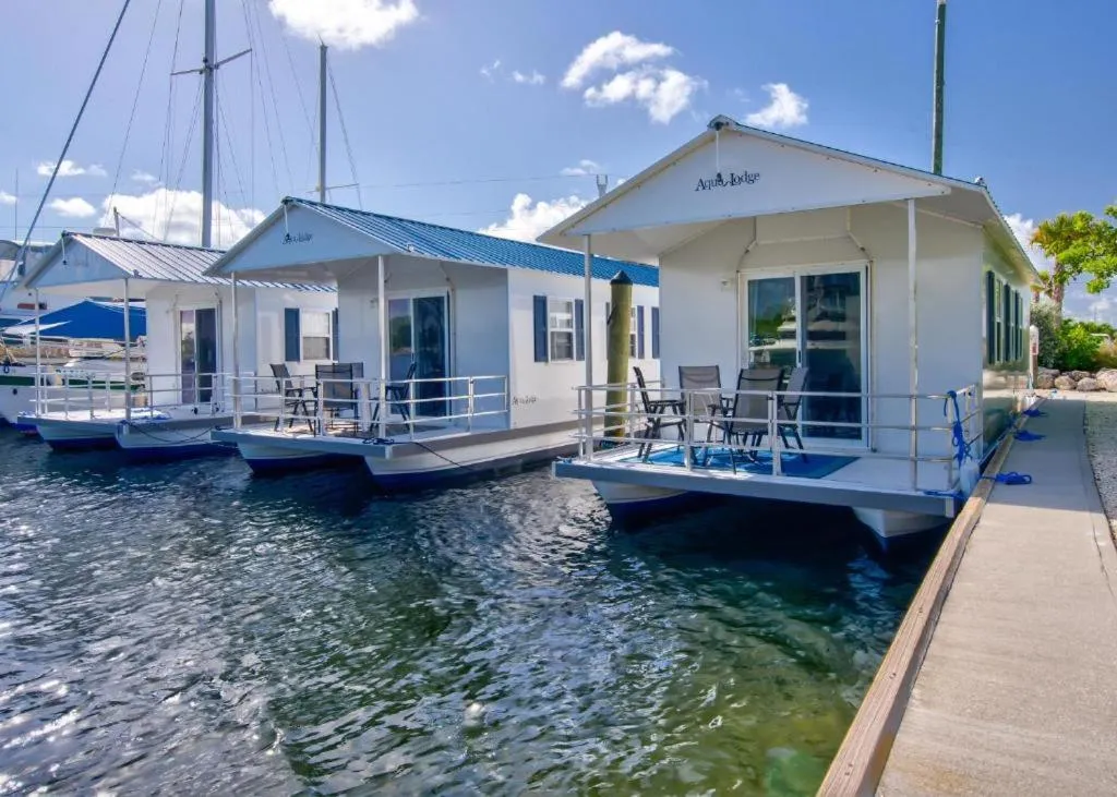 Property building in Captain Pip's Marina & Hideaway