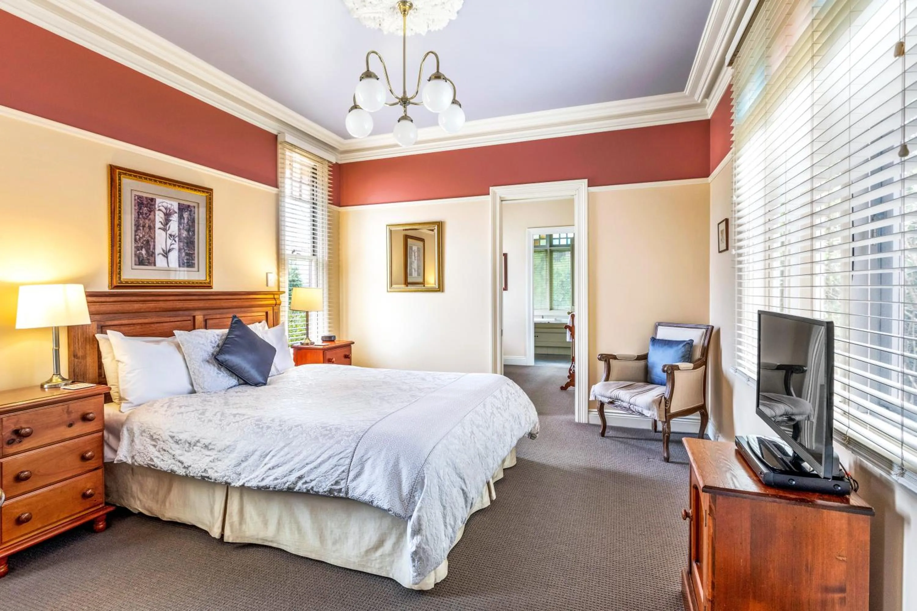 Bedroom, Bed in Bethany Manor Bed & Breakfast