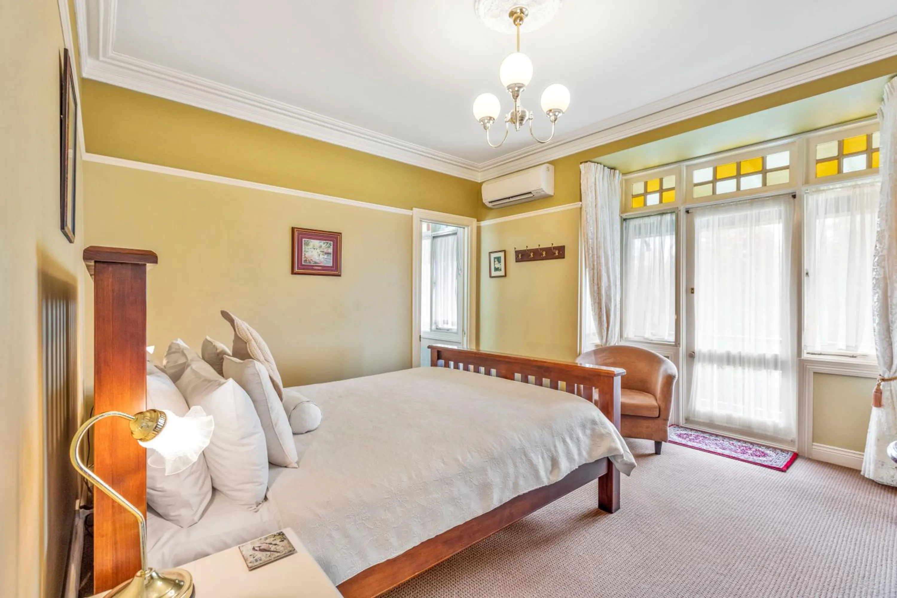 Bedroom, Bed in Bethany Manor Bed & Breakfast