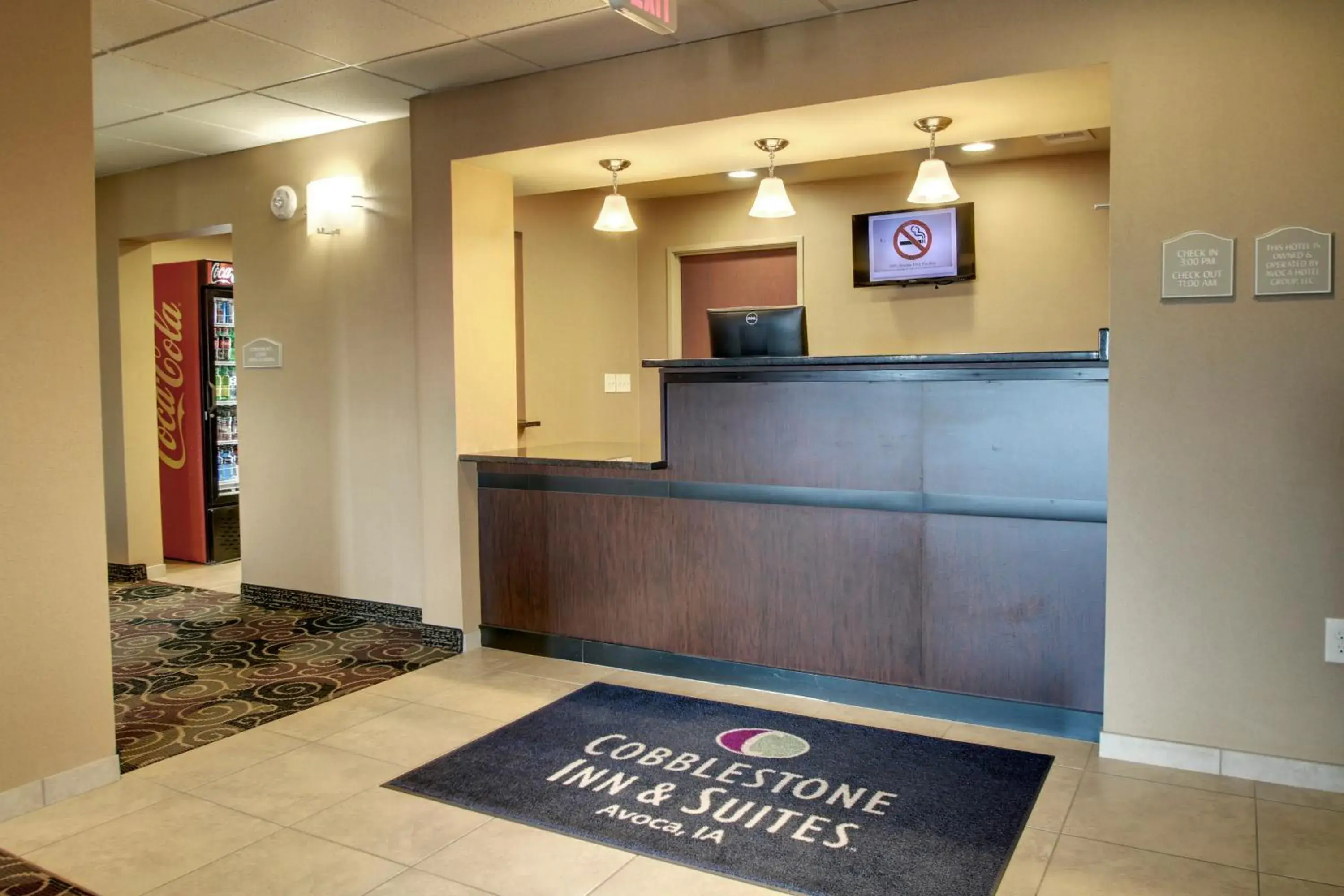 Lobby or reception in Cobblestone Inn & Suites - Avoca Lobby or reception in Cobblestone Inn & Suites - Avoca