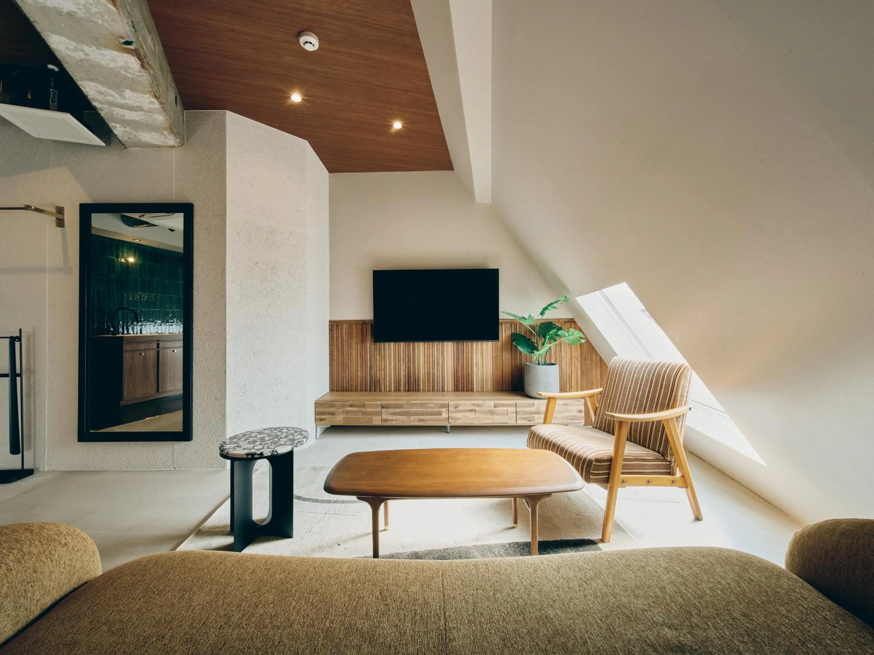 TV and multimedia in illi Com Shimokitazawa