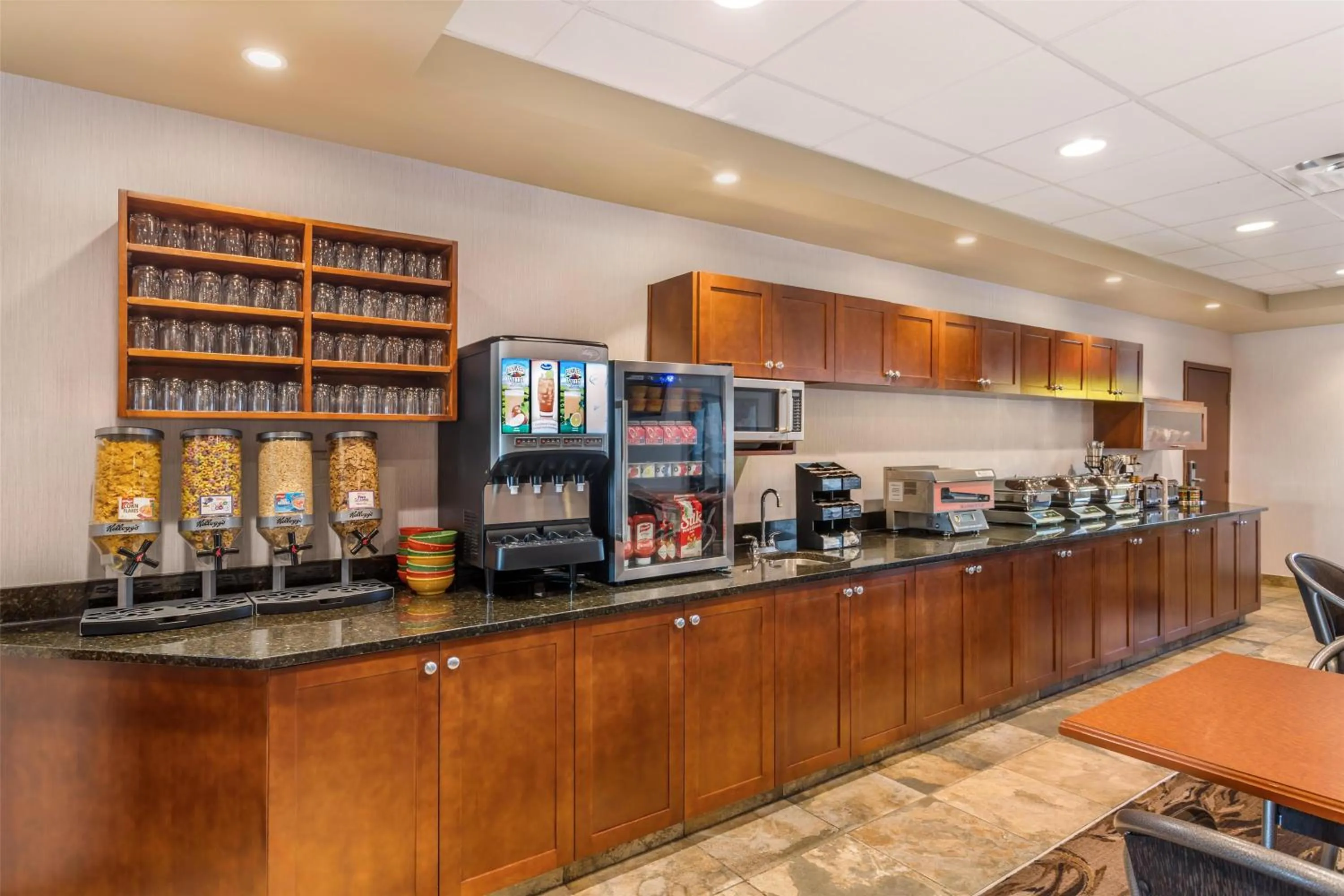 Breakfast in Best Western Plus Service Inn & Suites