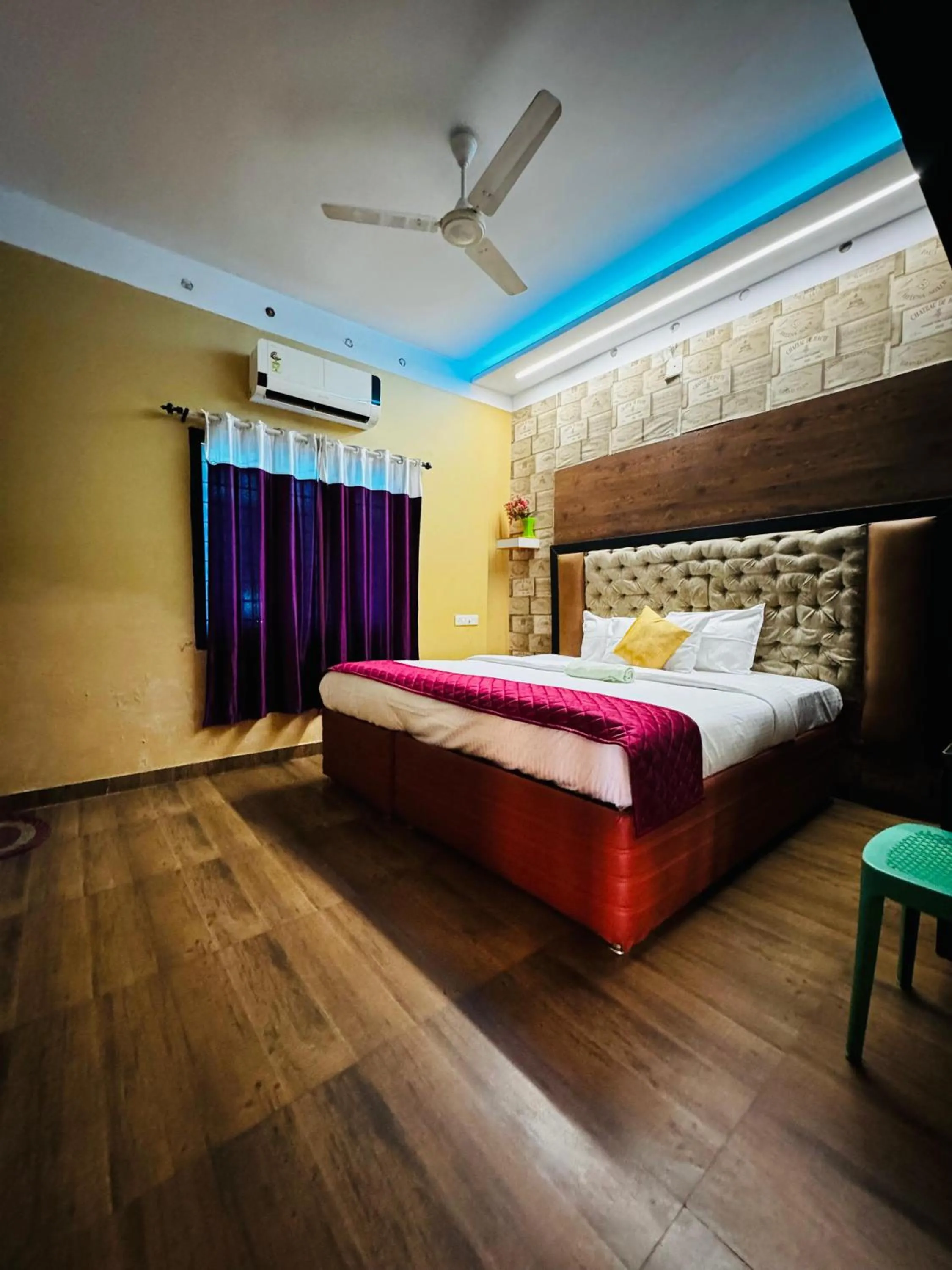 Bed in RAGAM RESORT