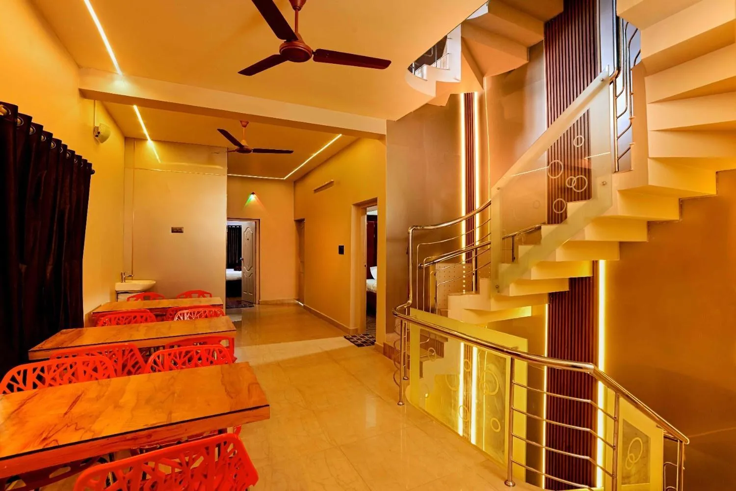 Property building, Bed in RAGAM RESORT