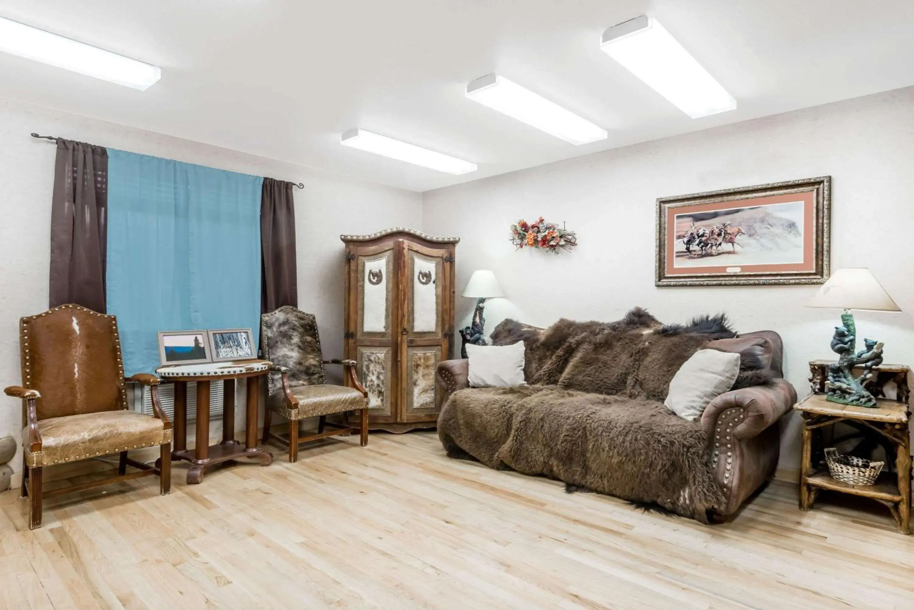 Lobby or reception in Super 8 by Wyndham Powell Lobby or reception in Super 8 by Wyndham Powell