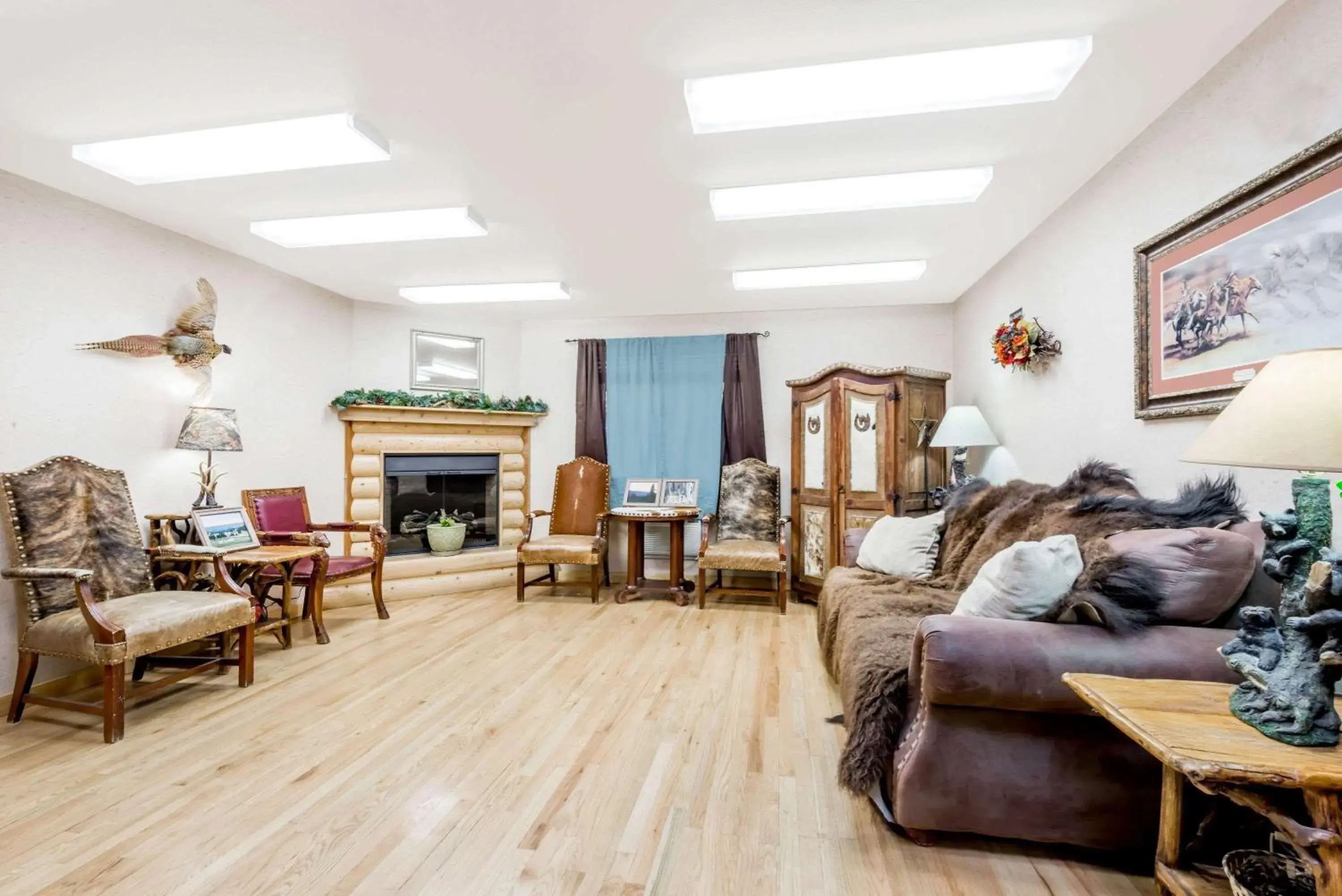 Lobby or reception in Super 8 by Wyndham Powell Lobby or reception in Super 8 by Wyndham Powell