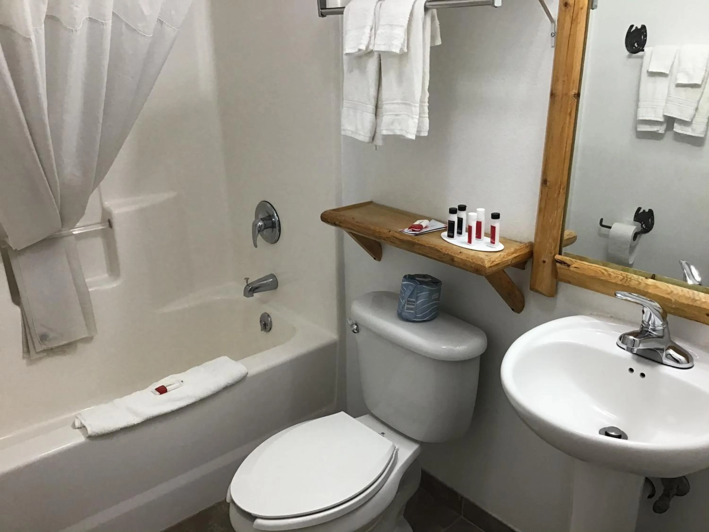 Bathroom in Super 8 by Wyndham Powell