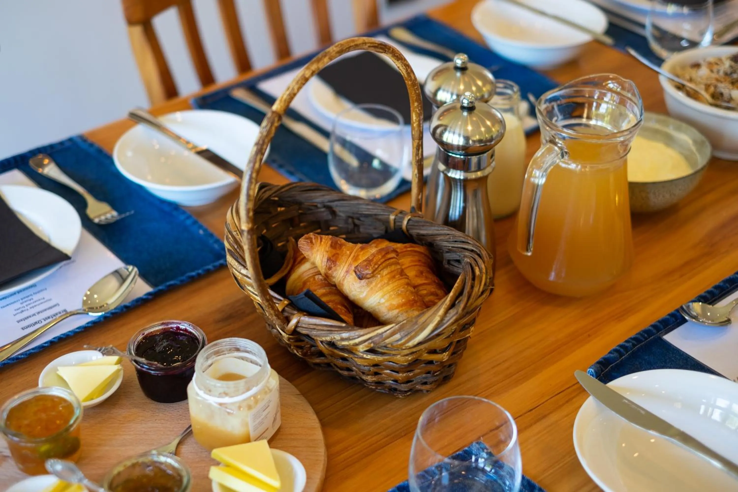 Breakfast in Lime Tree Lodge