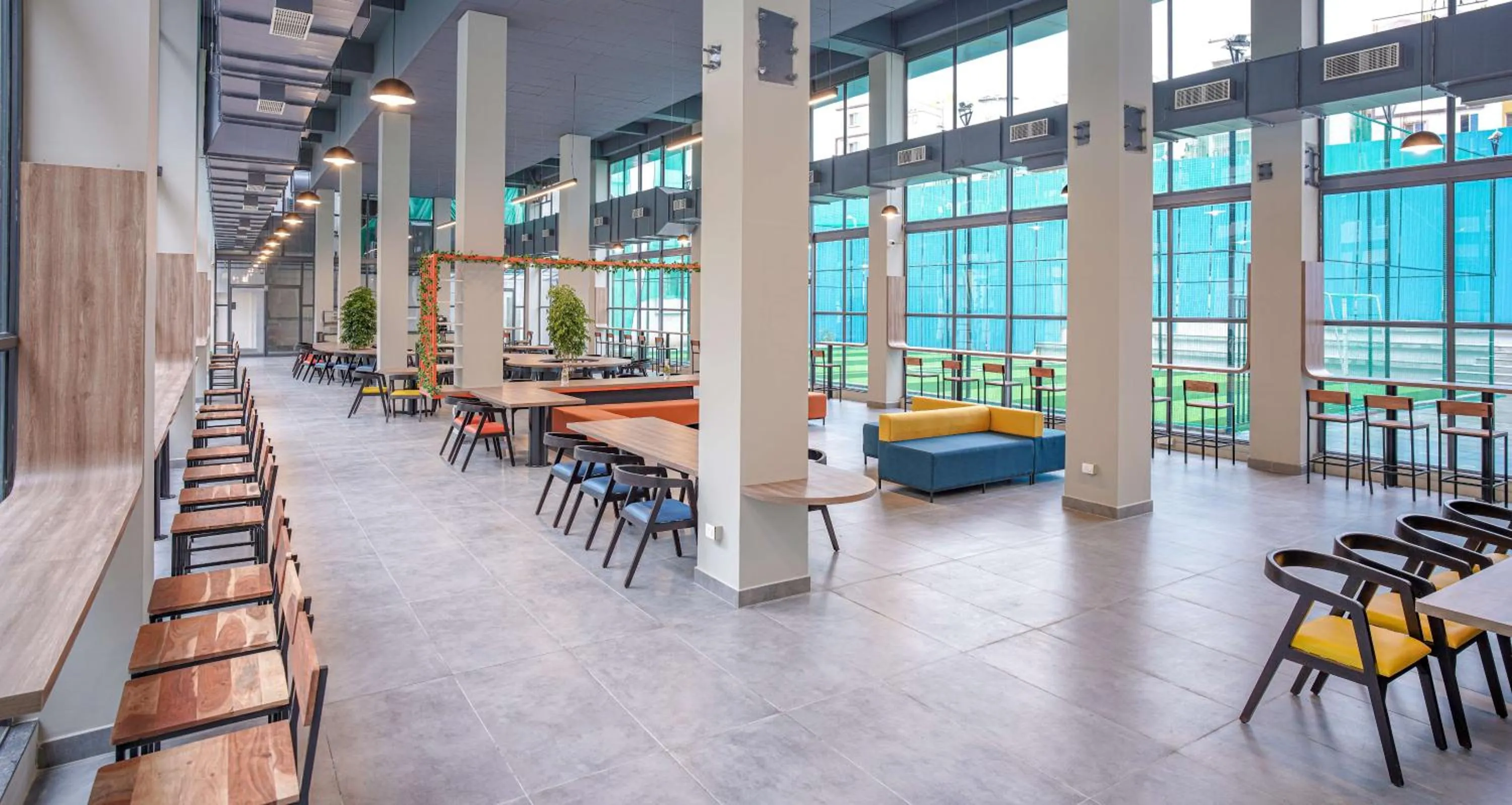 Restaurant/places to eat in Yello! Stays ITP