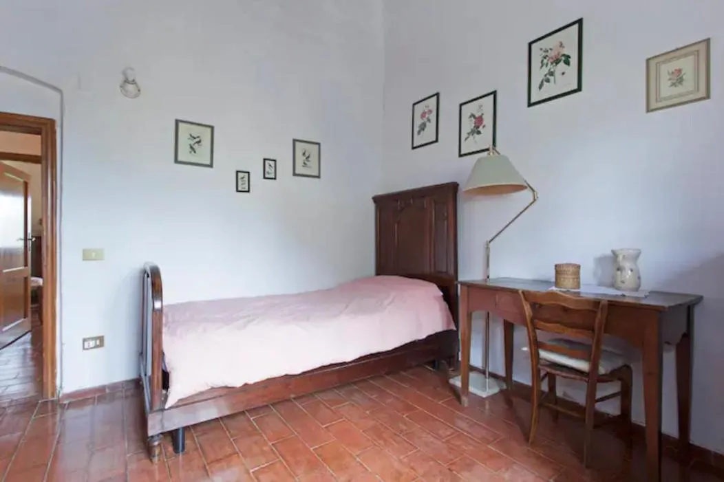 Bedroom, Bed in La Favilletta Casa Vacanze