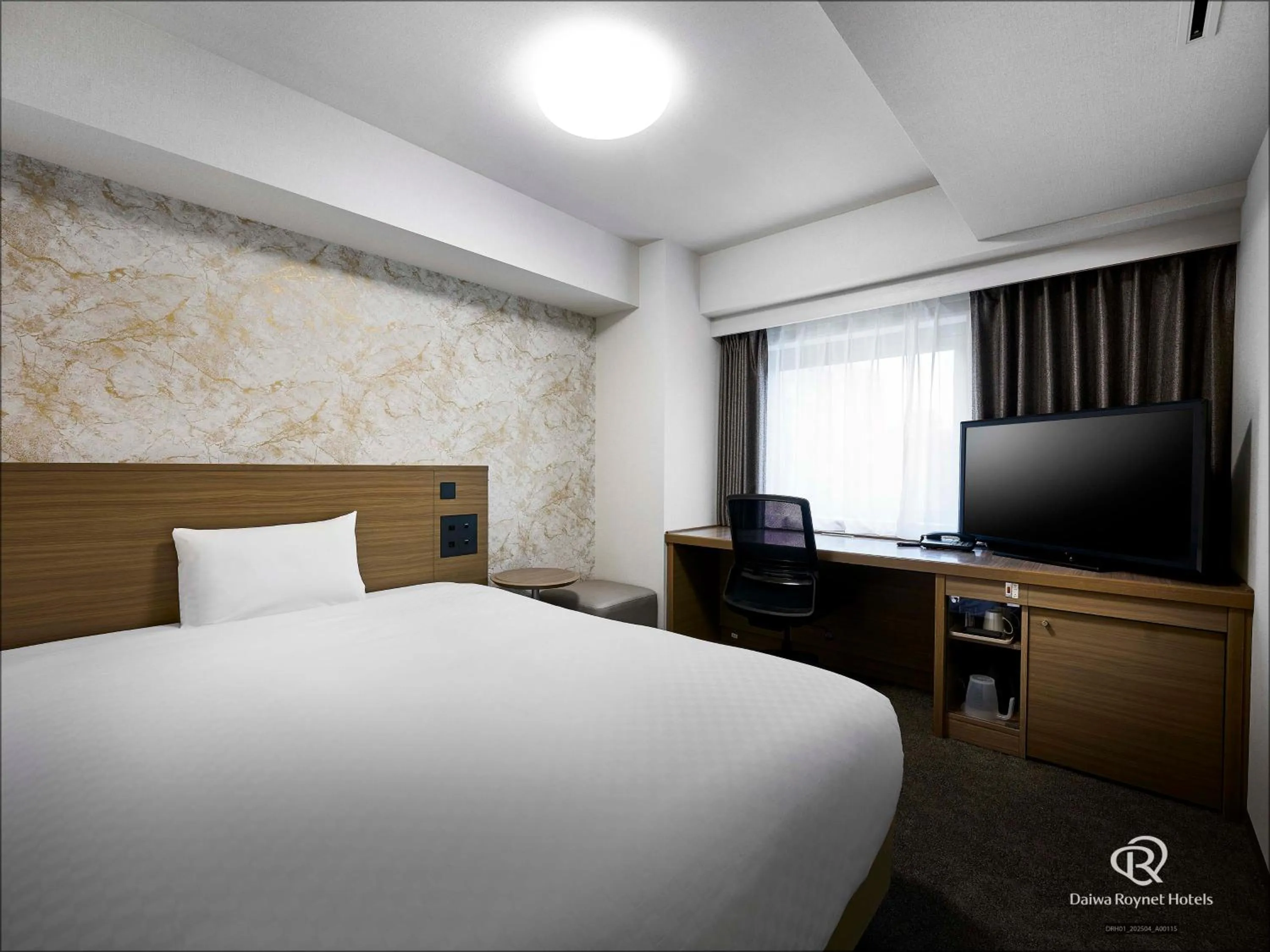 Bed in Daiwa Roynet Hotel Morioka